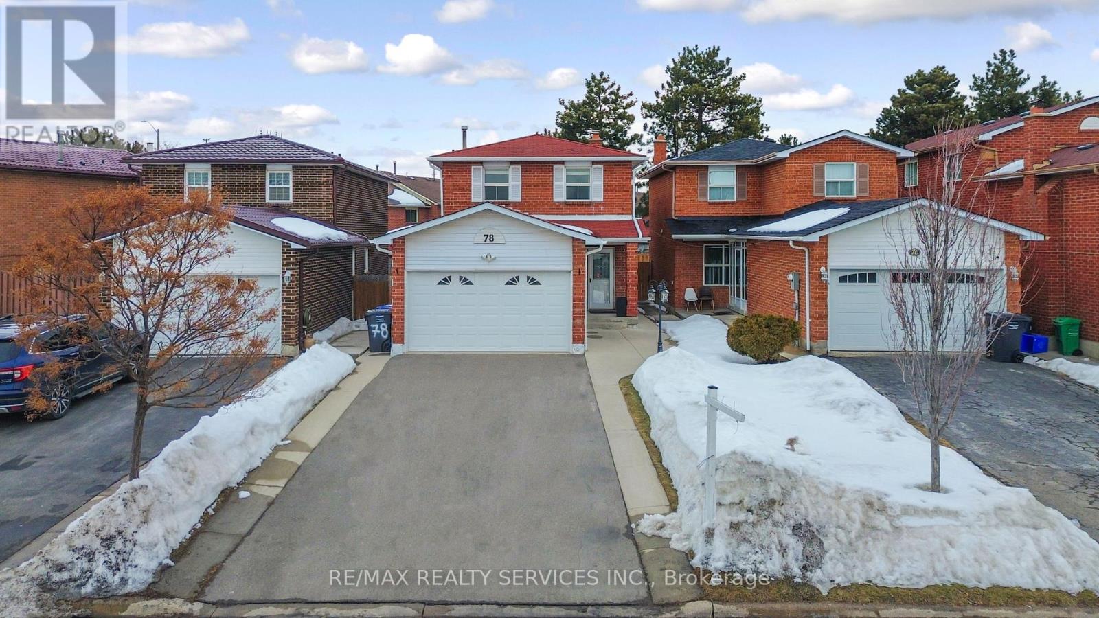 78 Wildercroft Avenue, Brampton, Ontario  L6V 4G5 - Photo 3 - W12843590