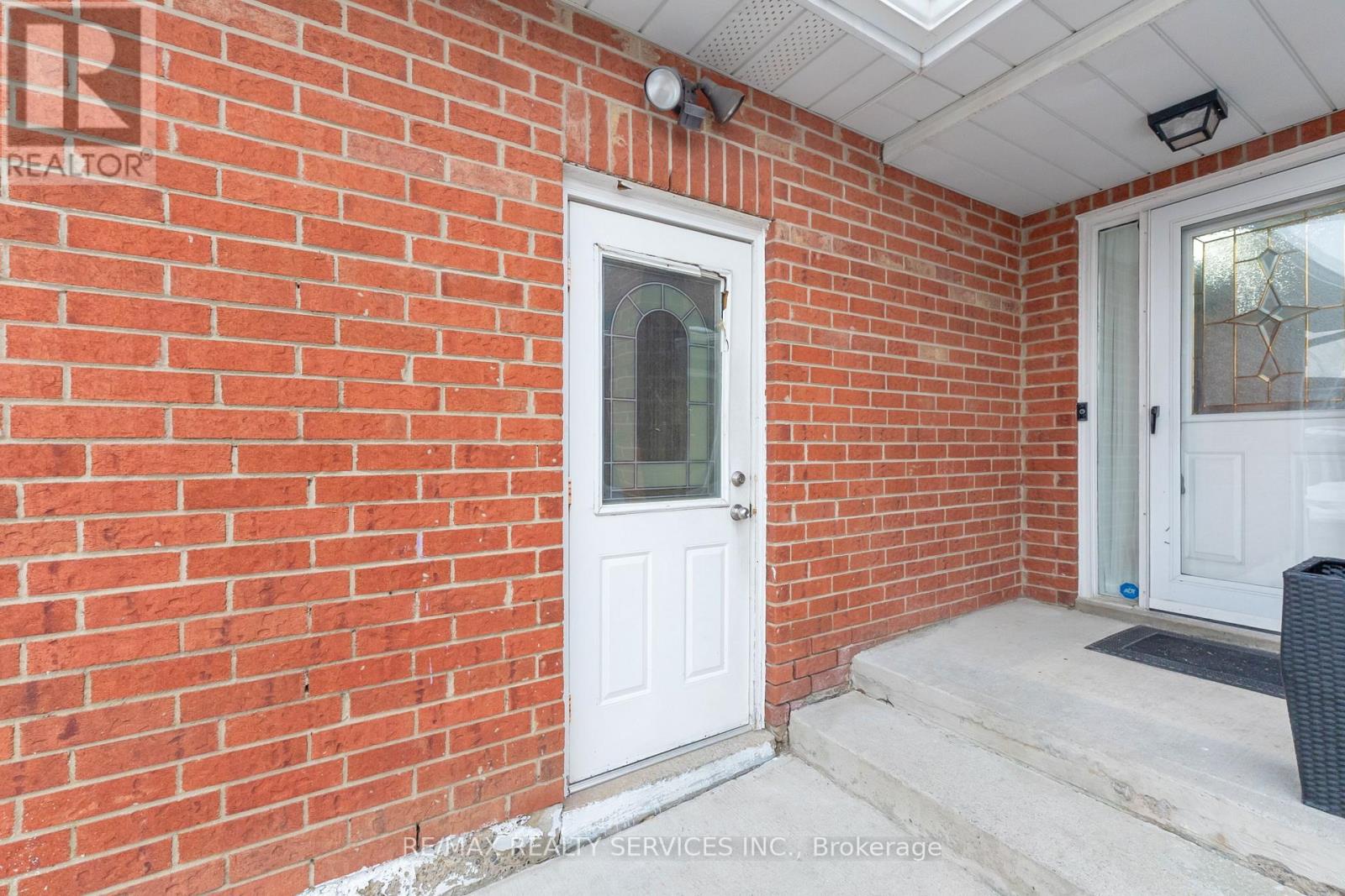 78 Wildercroft Avenue, Brampton, Ontario  L6V 4G5 - Photo 35 - W12843590