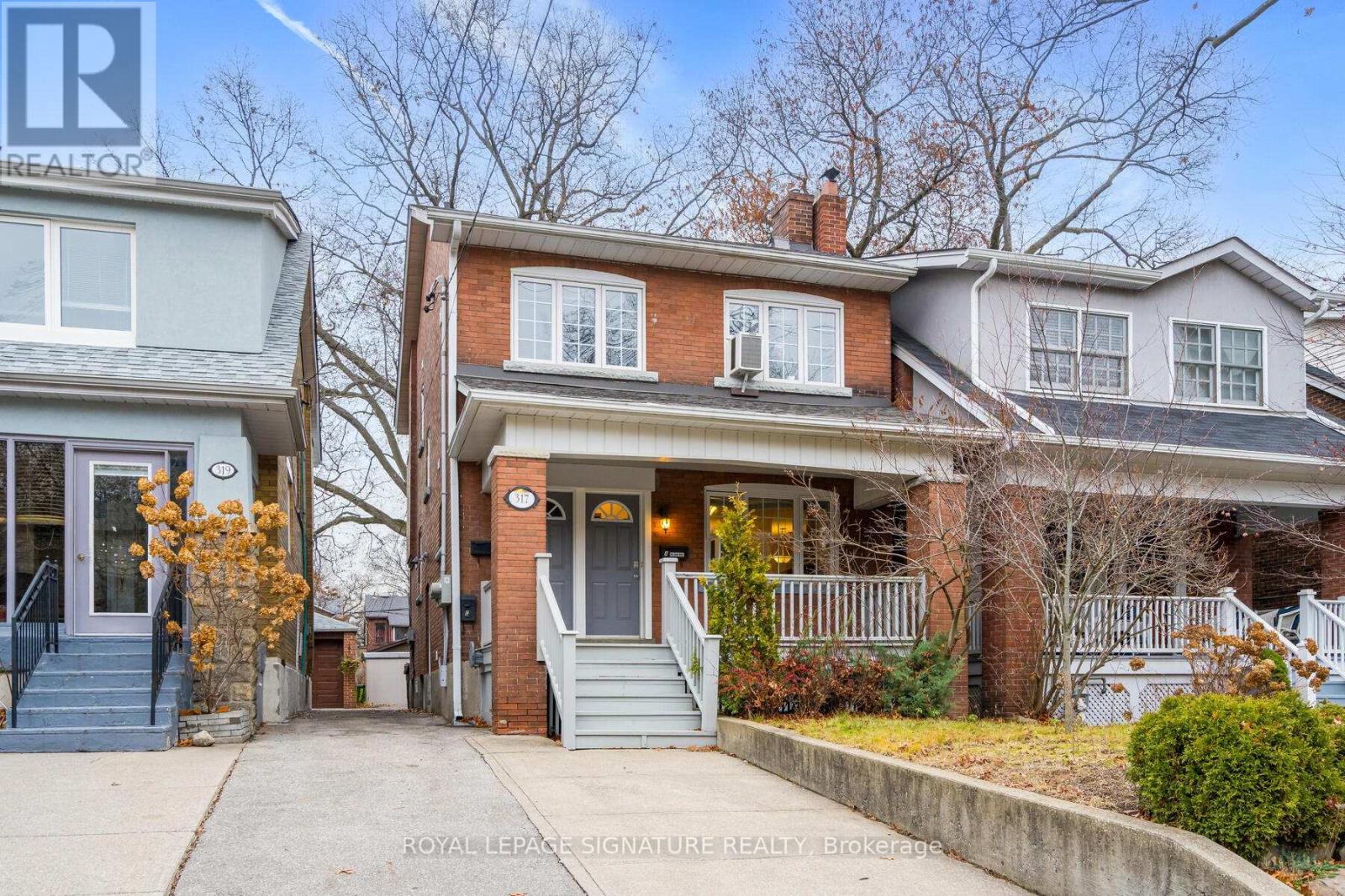 317 A DURIE STREET, Toronto, Ontario