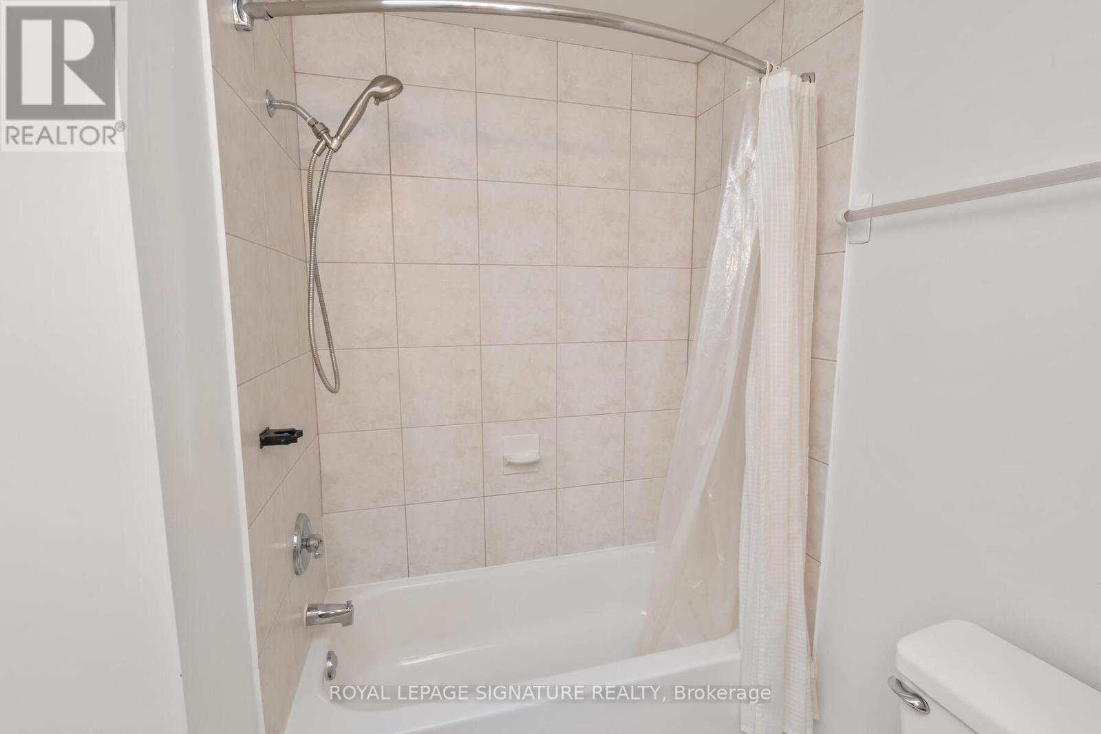 317 A Durie Street, Toronto, Ontario  M6S 3G2 - Photo 19 - W12843630