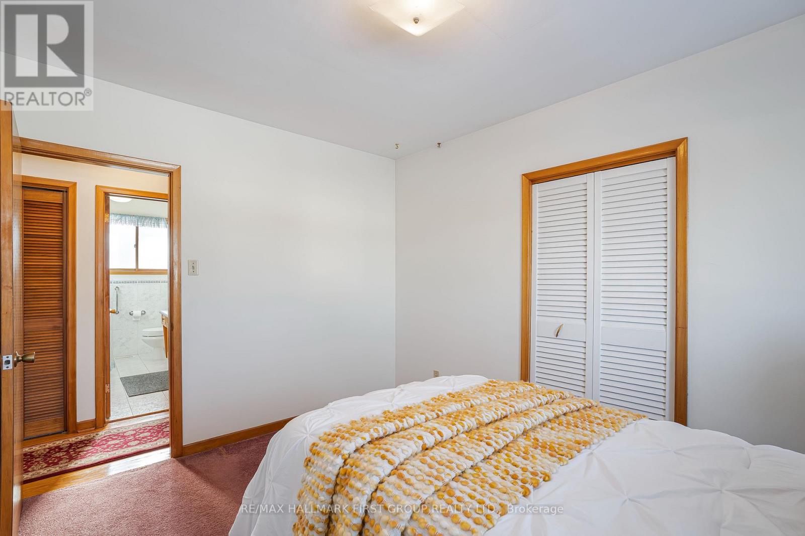 2354 Cliff Road, Mississauga, Ontario  L5A 2N9 - Photo 23 - W12843632