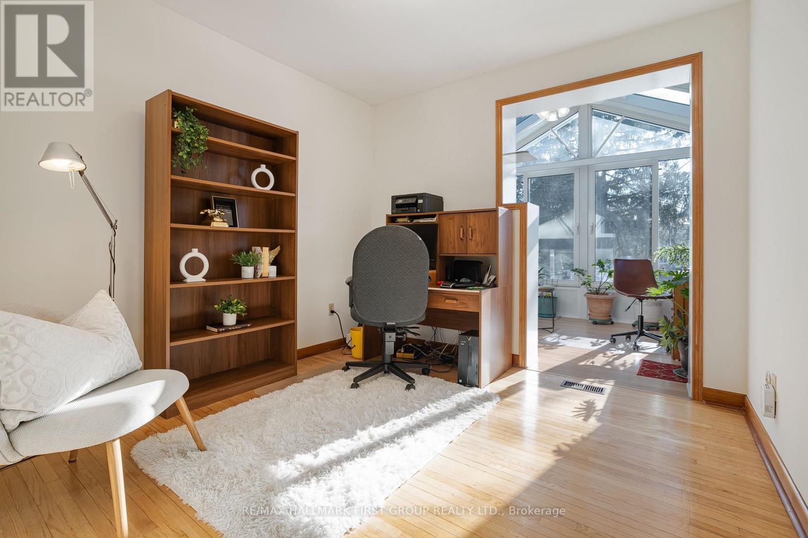 2354 Cliff Road, Mississauga, Ontario  L5A 2N9 - Photo 24 - W12843632