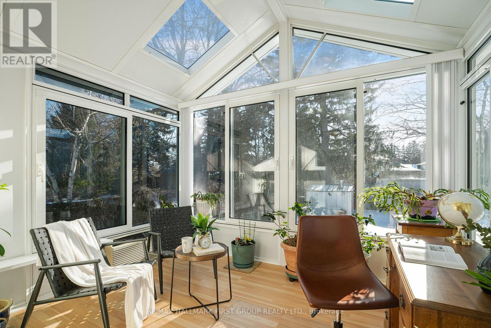 2354 Cliff Road, Mississauga, Ontario  L5A 2N9 - Photo 25 - W12843632