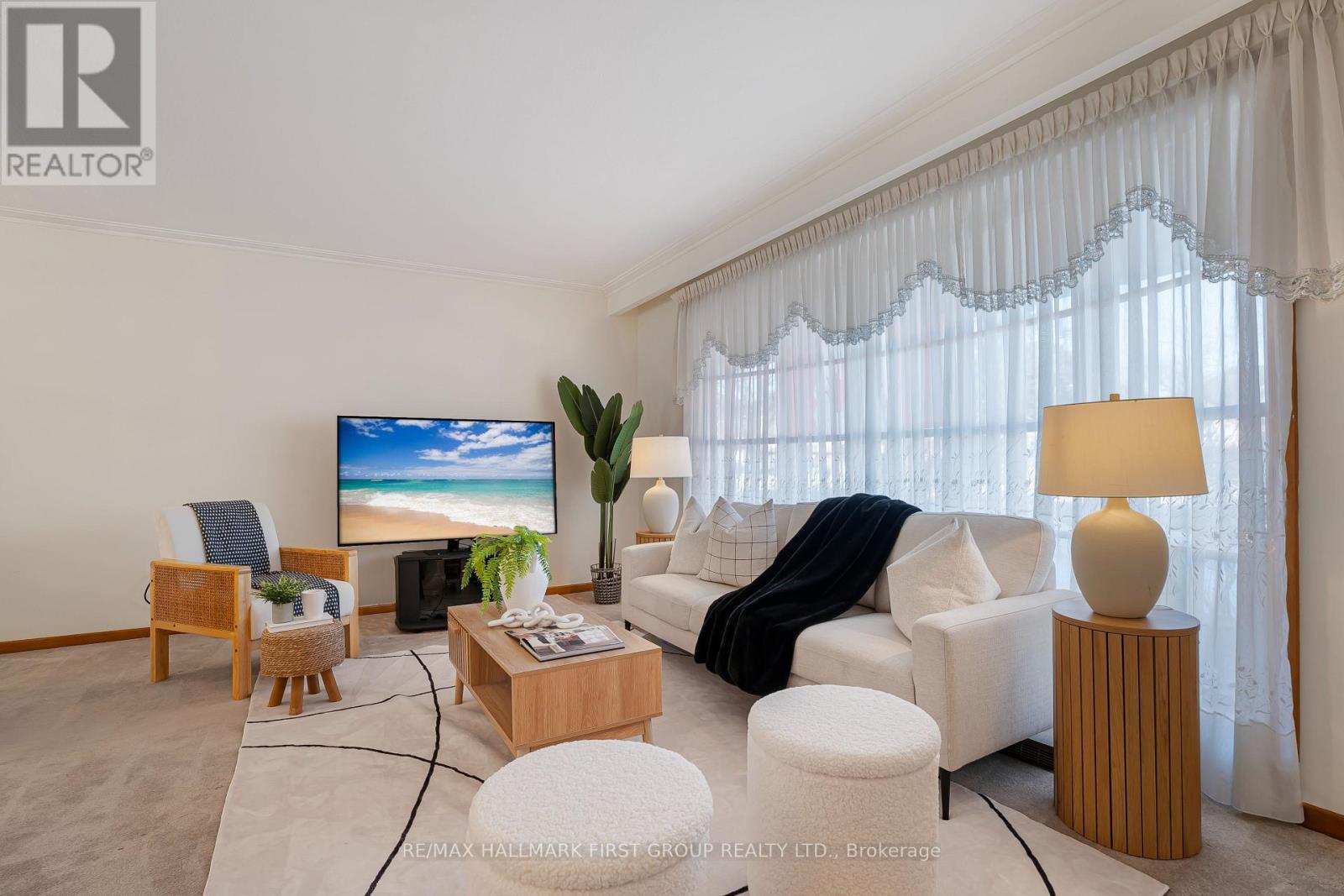 2354 Cliff Road, Mississauga, Ontario  L5A 2N9 - Photo 5 - W12843632