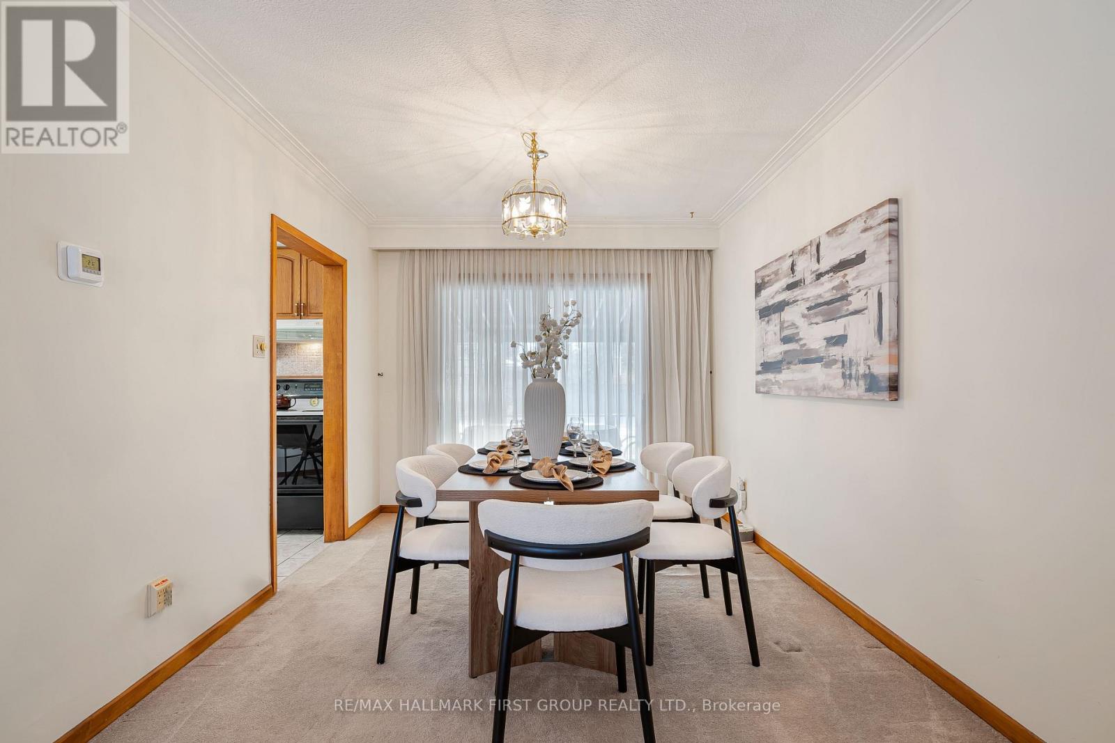 2354 Cliff Road, Mississauga, Ontario  L5A 2N9 - Photo 9 - W12843632