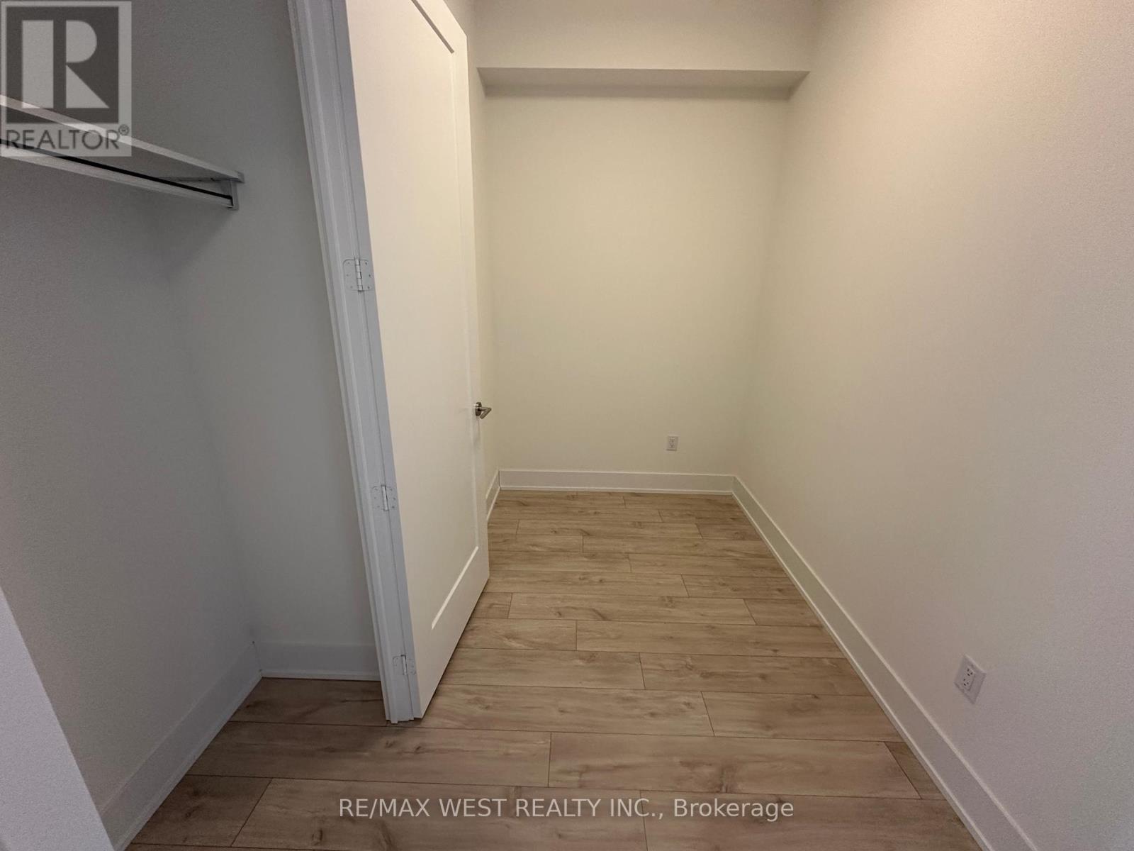 515 - 259 The Kingsway, Toronto, Ontario  M9A 0G2 - Photo 18 - W12843638