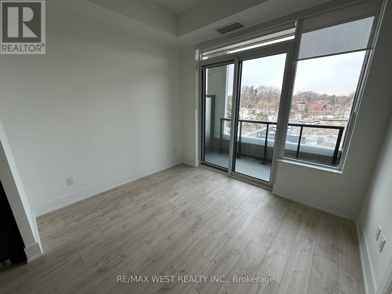 515 - 259 The Kingsway, Toronto, Ontario  M9A 0G2 - Photo 7 - W12843638