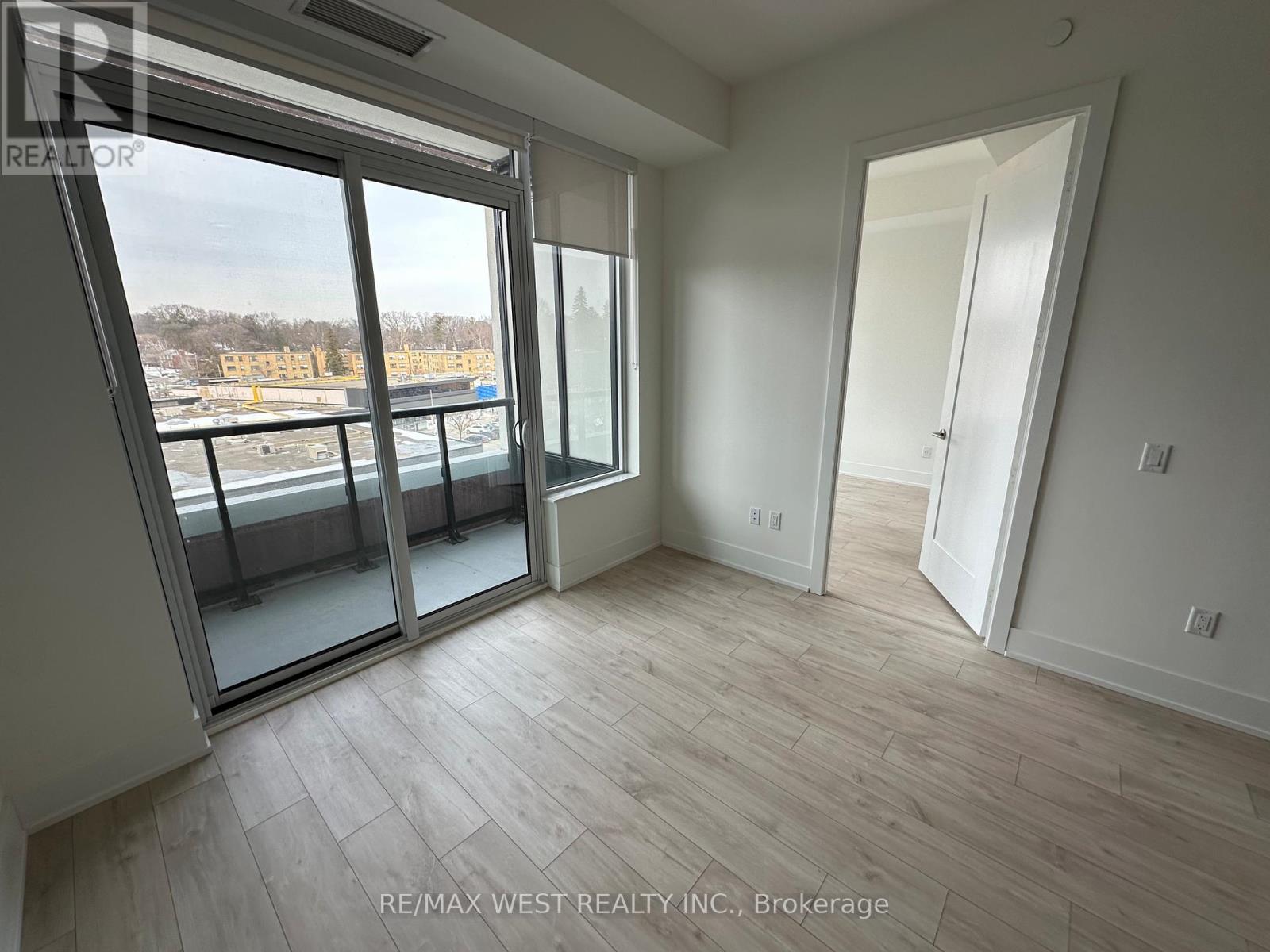 515 - 259 The Kingsway, Toronto, Ontario  M9A 0G2 - Photo 8 - W12843638