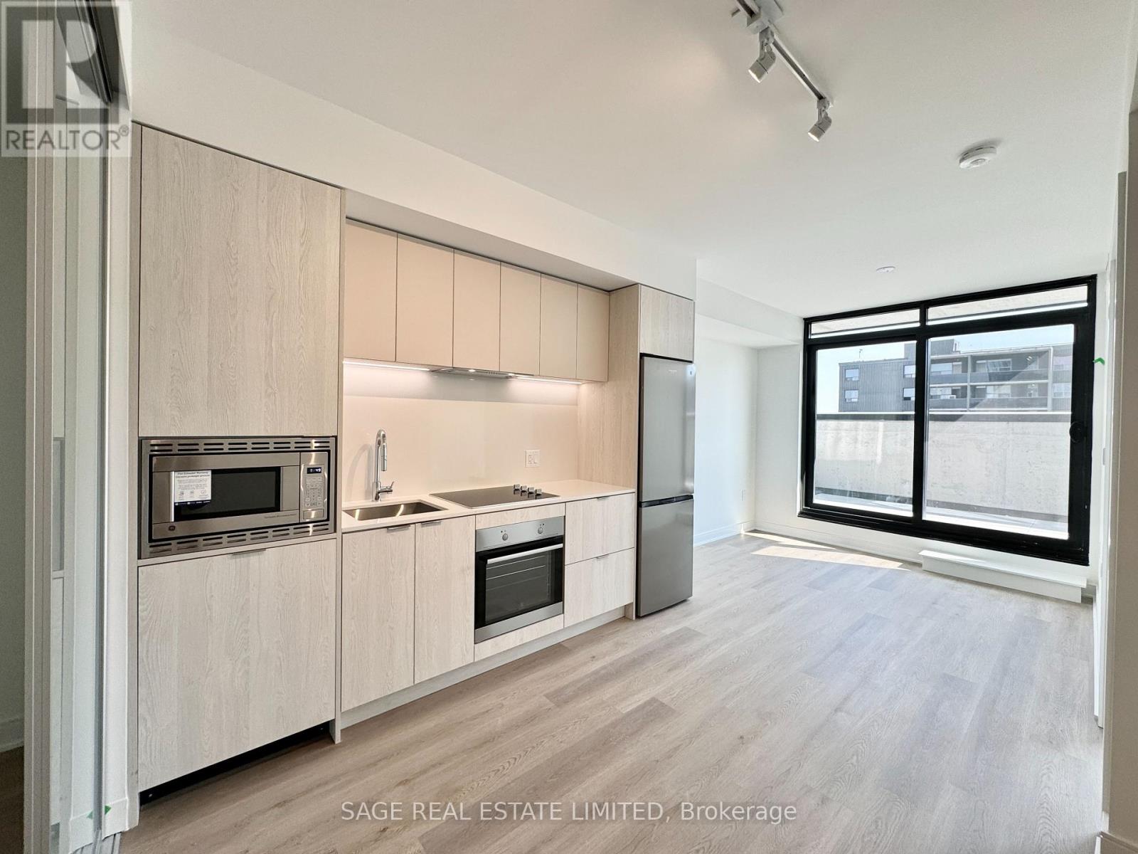 806 - 86 DUNDAS STREET E, Mississauga, Ontario