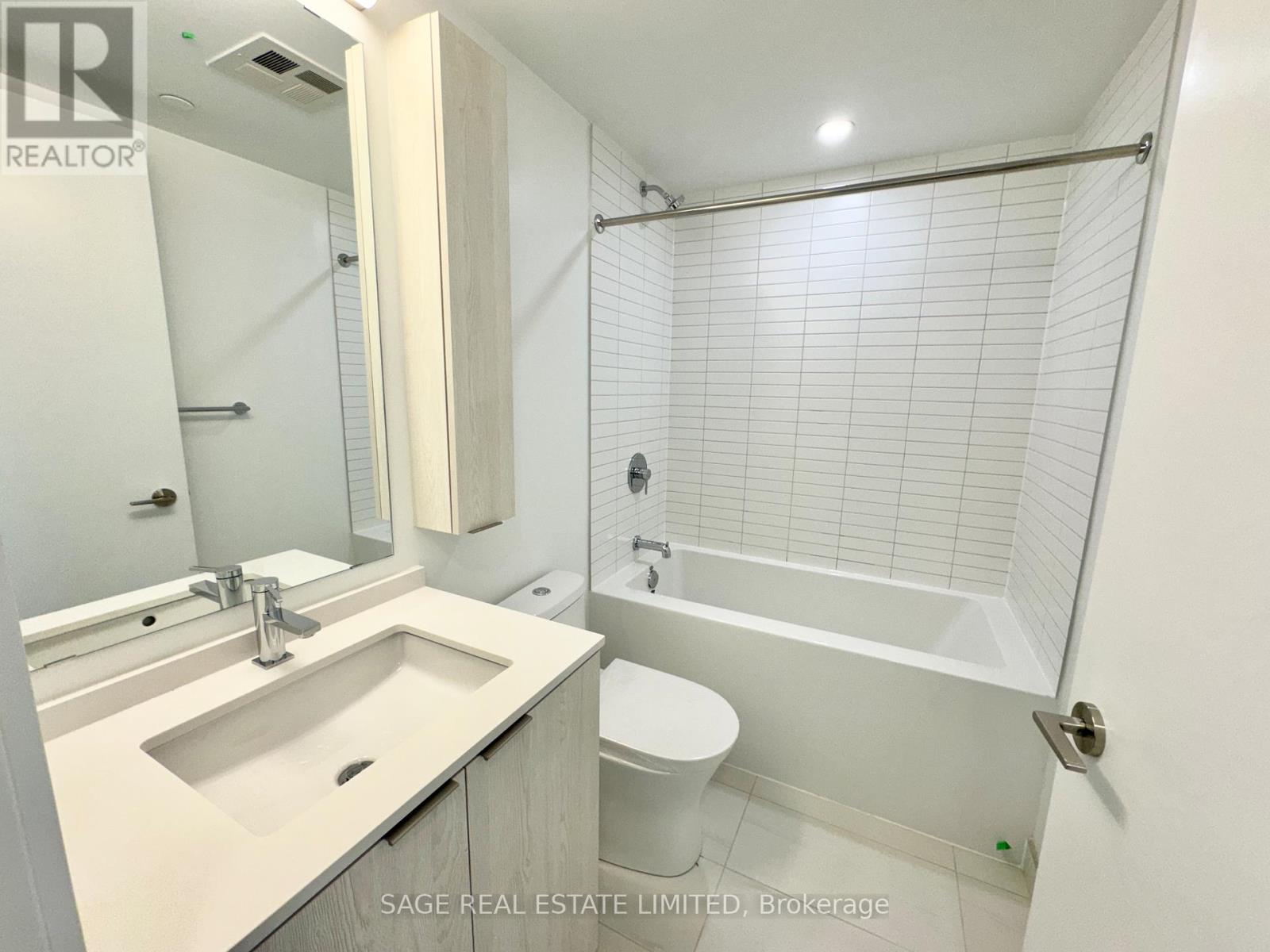 806 - 86 Dundas Street E, Mississauga, Ontario  L5A 1W4 - Photo 21 - W12843646