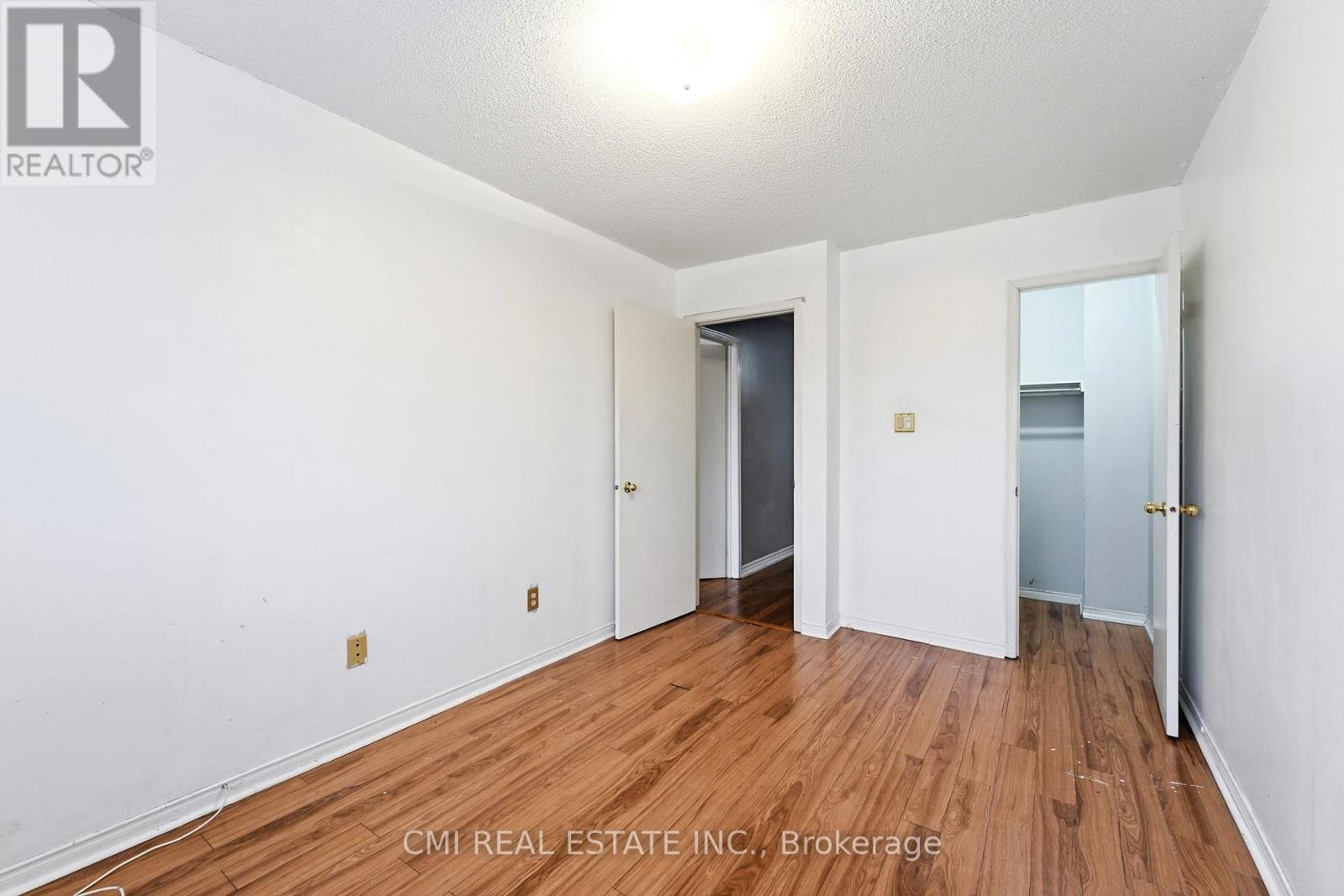 128 Toba Crescent, Brampton, Ontario  L6Z 4R9 - Photo 19 - W12843648