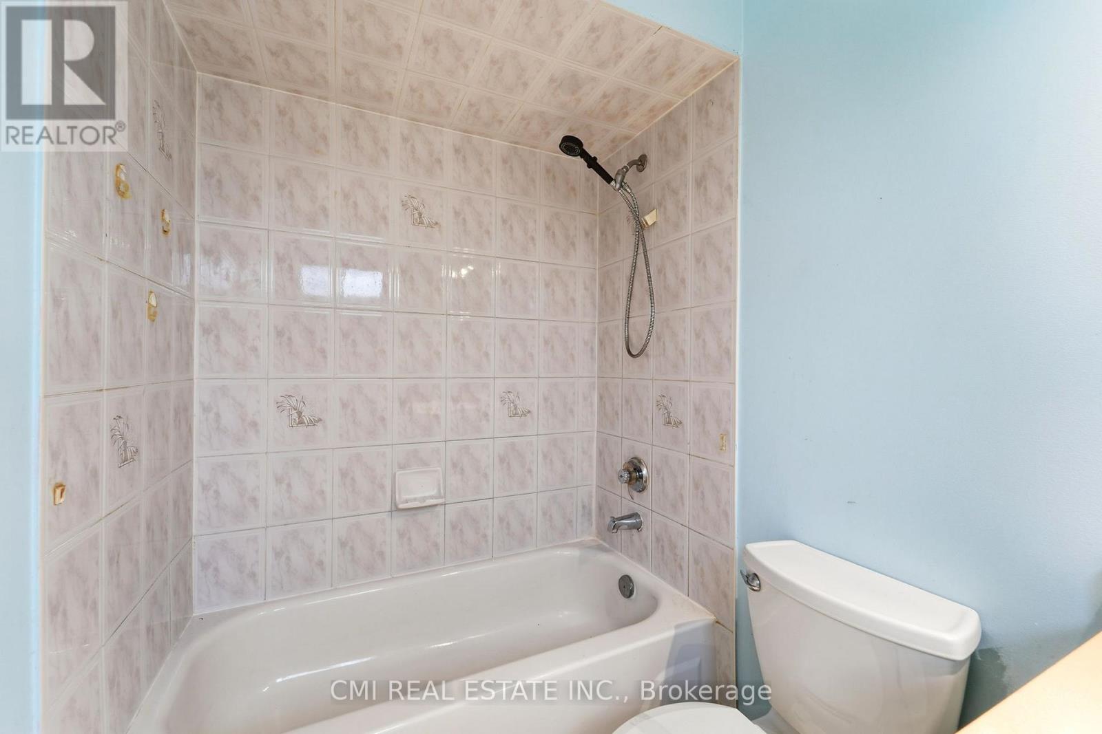 128 Toba Crescent, Brampton, Ontario  L6Z 4R9 - Photo 30 - W12843648