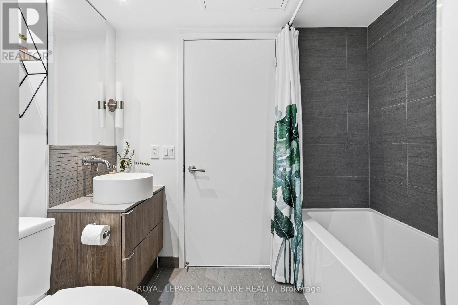 306 - 161 Roehampton Avenue, Toronto, Ontario  M4P 1P9 - Photo 27 - C12783554