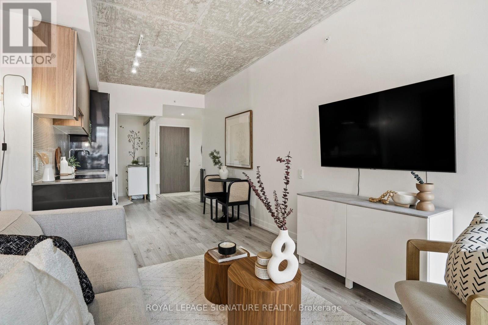 306 - 161 Roehampton Avenue, Toronto, Ontario  M4P 1P9 - Photo 14 - C12783554