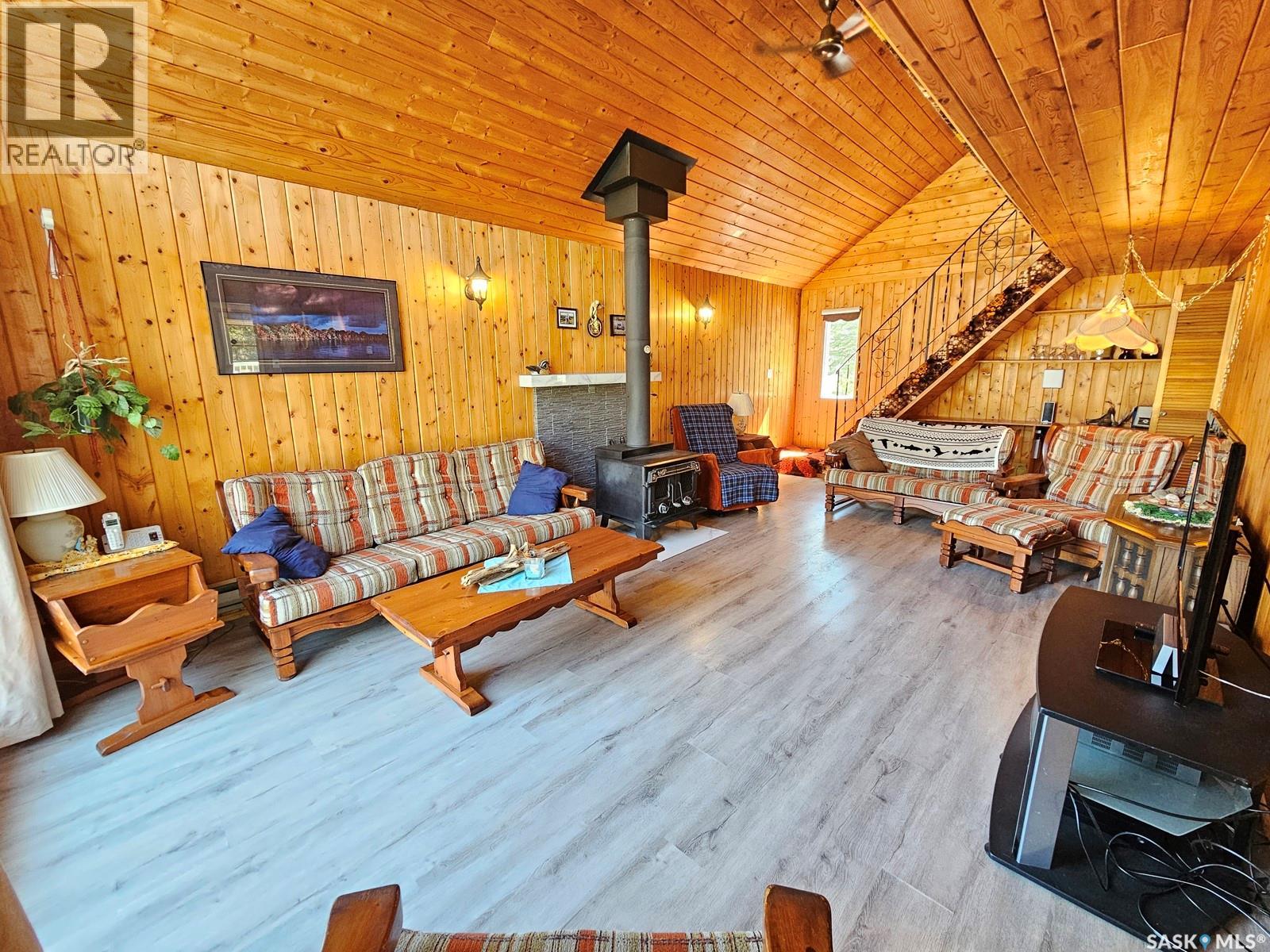 303 Christel Crescent, Beaver River Rm No. 622, Saskatchewan  S0M 1A0 - Photo 5 - SK029673