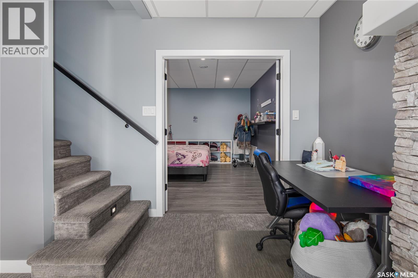 1001 Maplewood Drive, Moose Jaw, Saskatchewan  S6J 0E4 - Photo 25 - SK029670