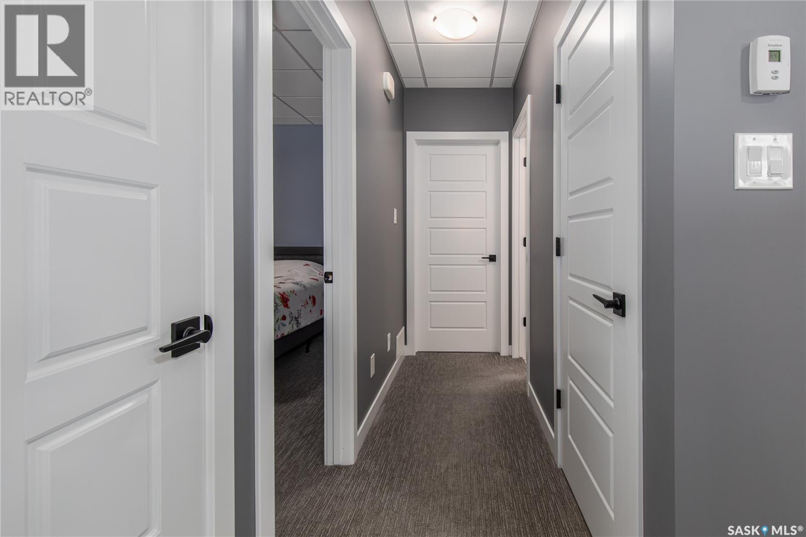 1001 Maplewood Drive, Moose Jaw, Saskatchewan  S6J 0E4 - Photo 32 - SK029670