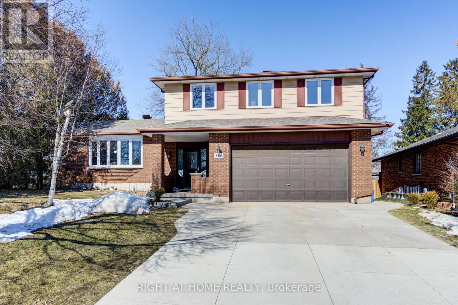 114 COWAN CRESCENT, London South, Ontario