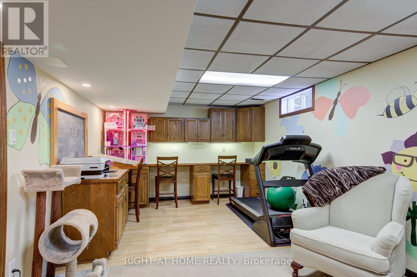 114 Cowan Crescent, London South, Ontario  N6C 2V7 - Photo 33 - X12843550