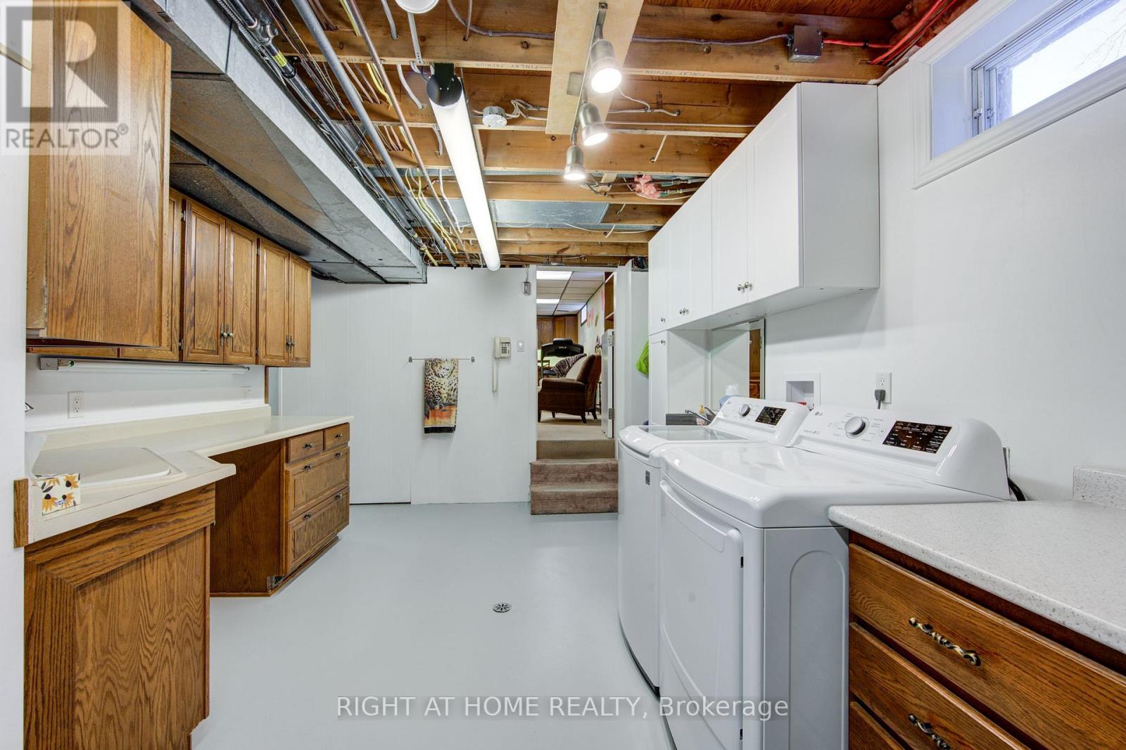 114 Cowan Crescent, London South, Ontario  N6C 2V7 - Photo 34 - X12843550