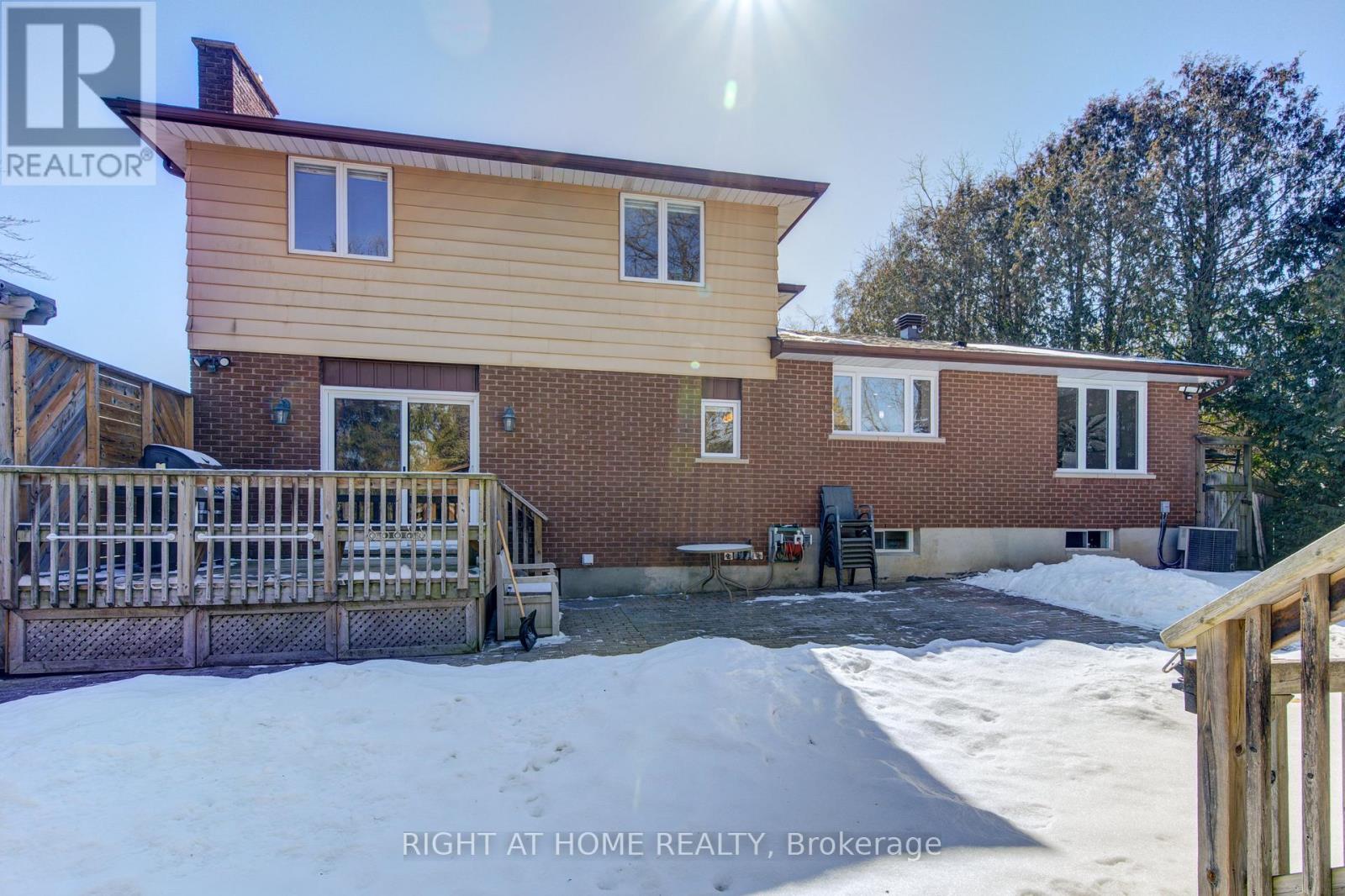 114 Cowan Crescent, London South, Ontario  N6C 2V7 - Photo 39 - X12843550