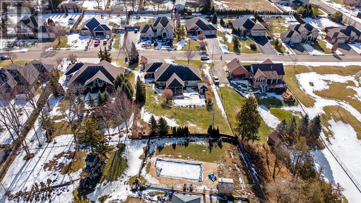 21 Farrow Road, Brantford, Ontario  N3T 5L7 - Photo 11 - X12843576