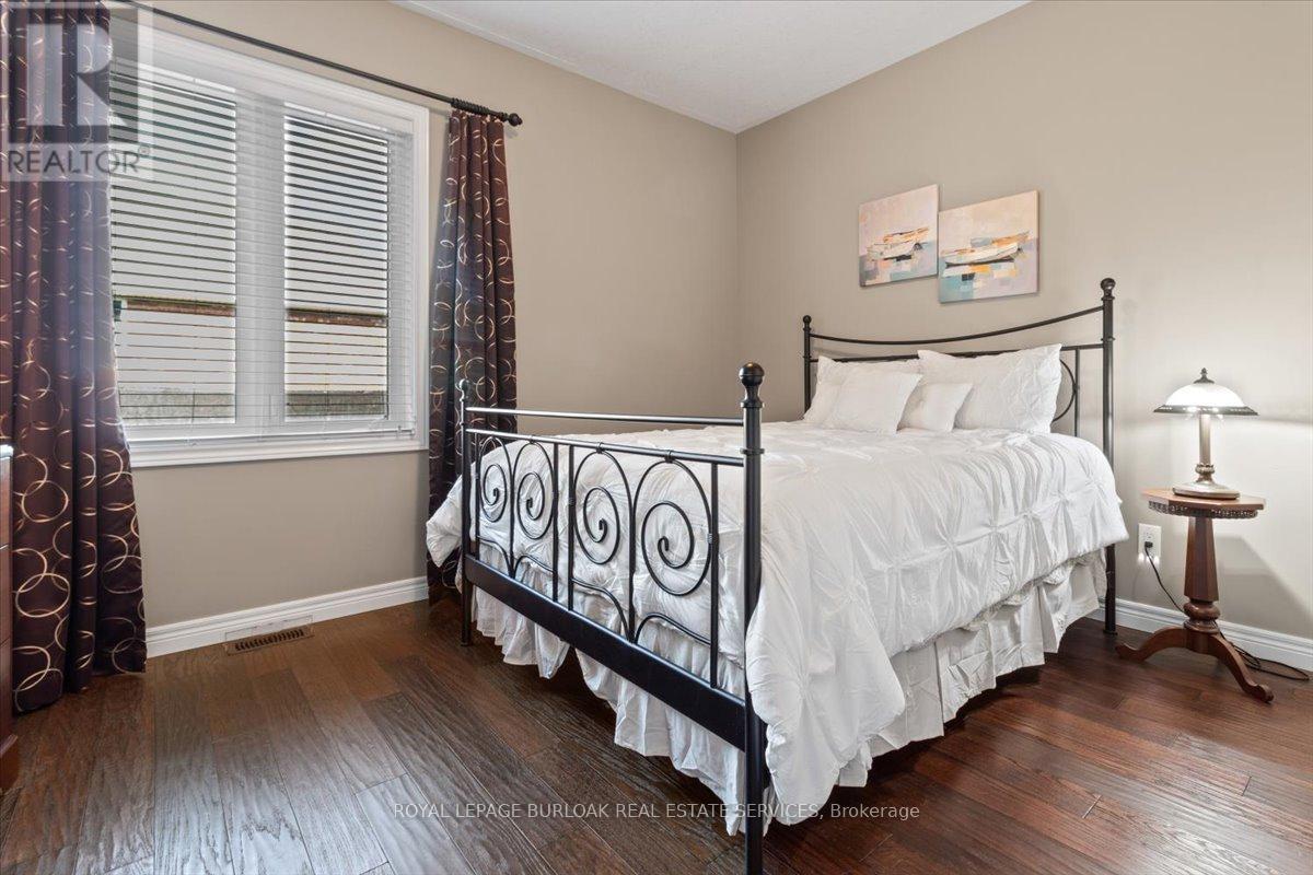 21 Farrow Road, Brantford, Ontario  N3T 5L7 - Photo 37 - X12843576