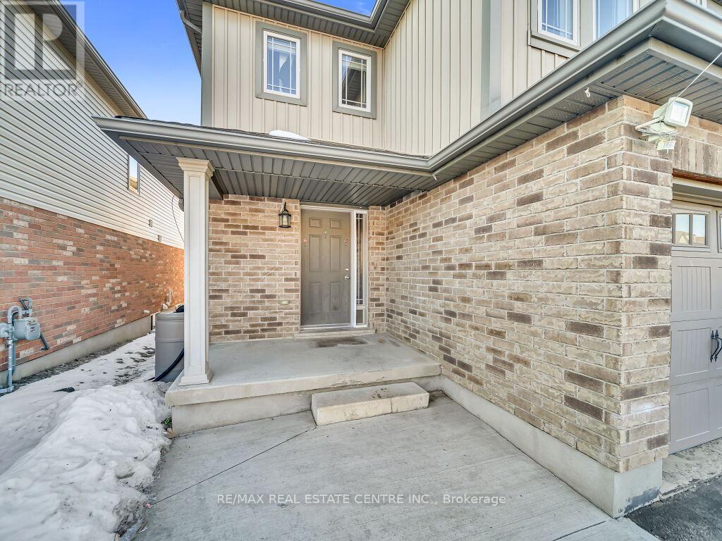 181 Summit Ridge Drive, Guelph, Ontario  N1E 0M1 - Photo 3 - X12843658