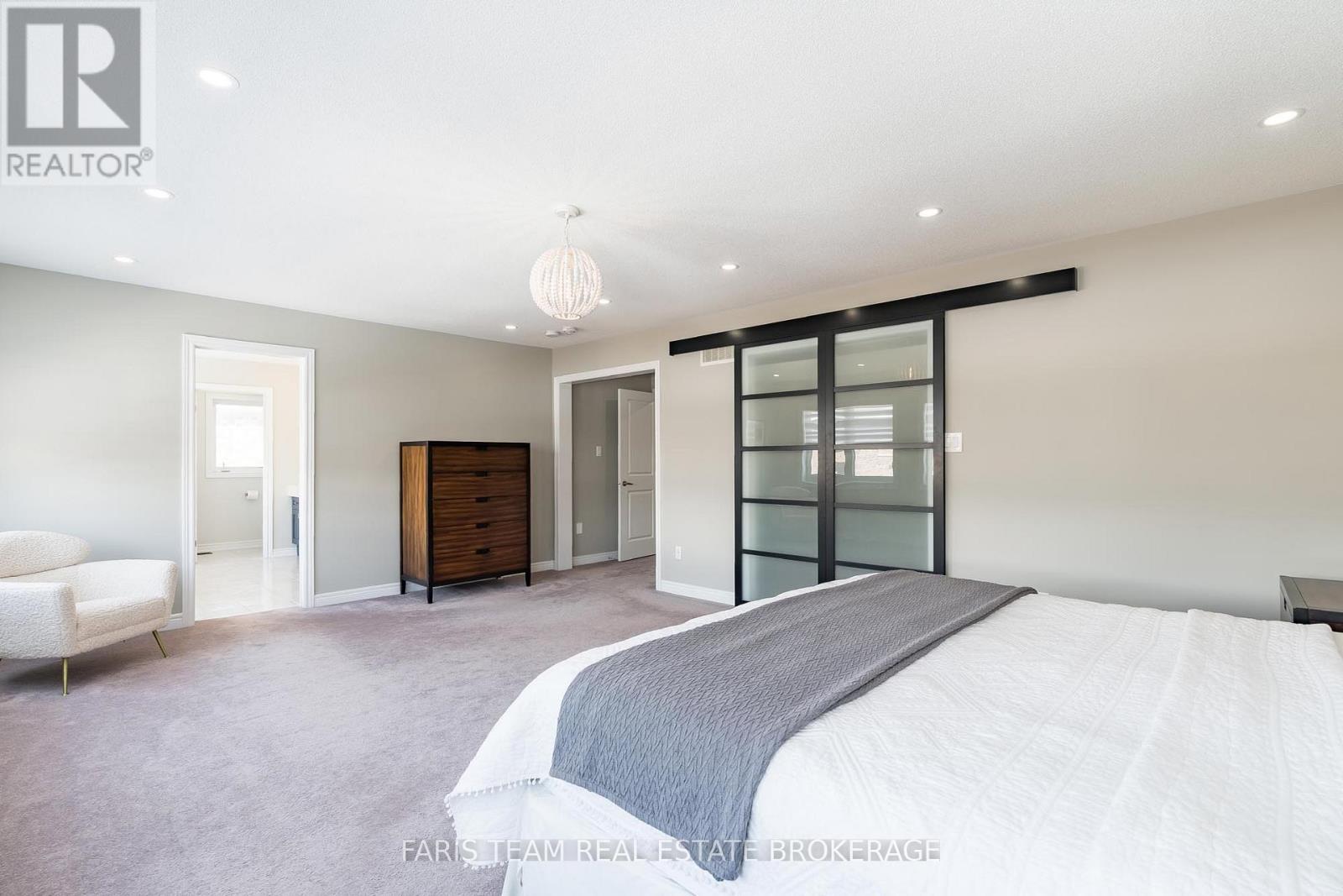 944 Larter Street, Innisfil, Ontario  L9S 0N4 - Photo 24 - N12834682