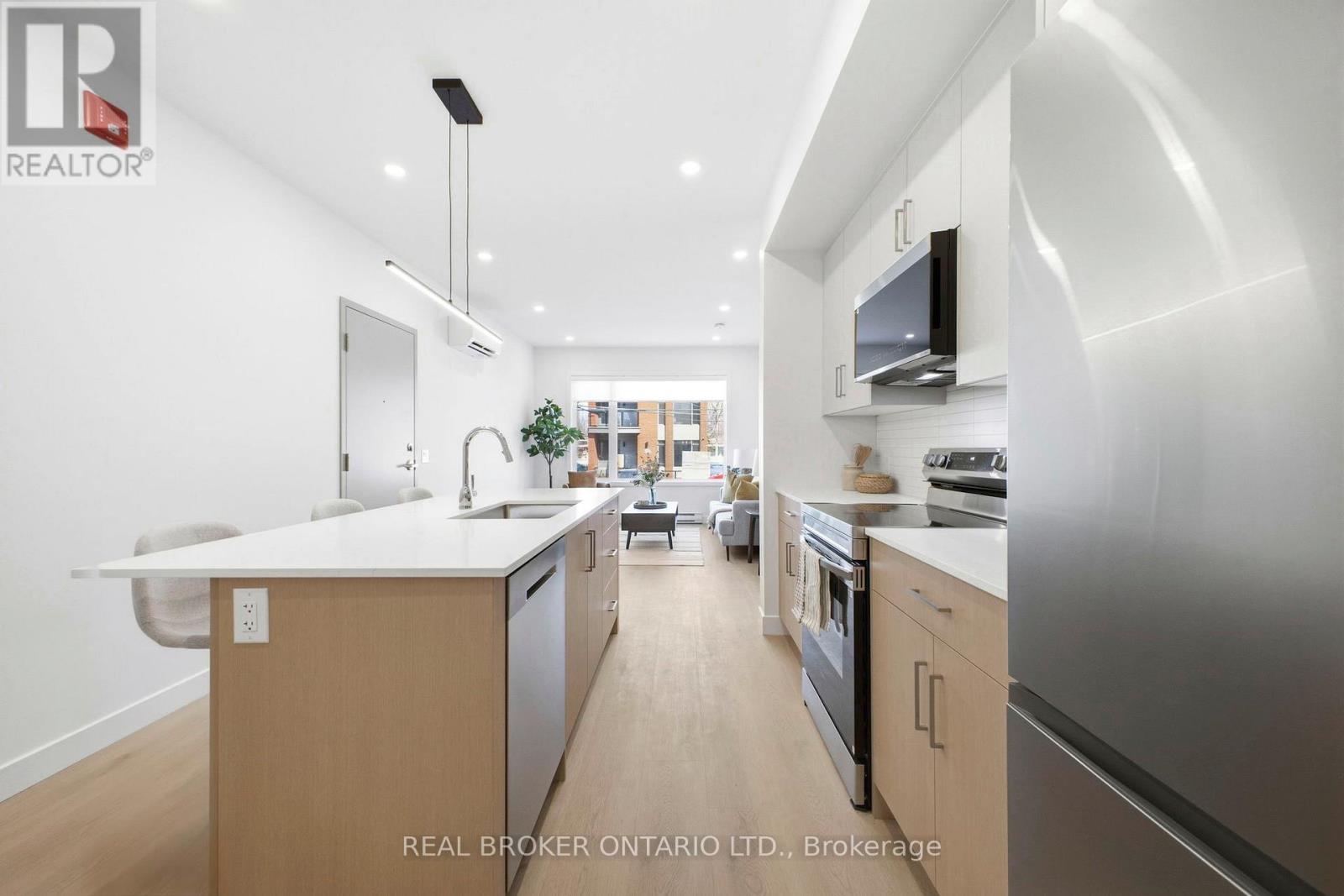 5 - 184 Woodroffe Avenue, Ottawa, Ontario  K2A 3T9 - Photo 4 - X12806178