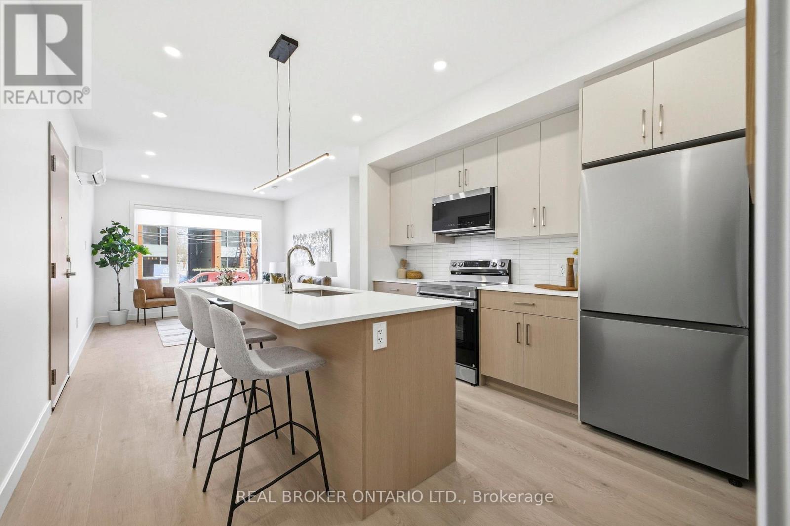 5 - 184 Woodroffe Avenue, Ottawa, Ontario  K2A 3T9 - Photo 5 - X12806178