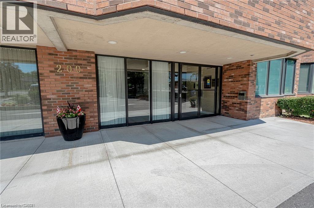 200 Limeridge Road W Unit# 105, Hamilton, Ontario  L9C 7M7 - Photo 3 - 40809495