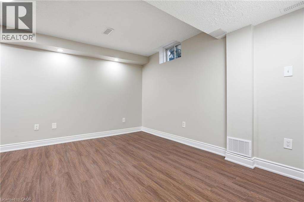 269 Millburn Boulevard, Fergus, Ontario  N1M 3S3 - Photo 18 - 40809331