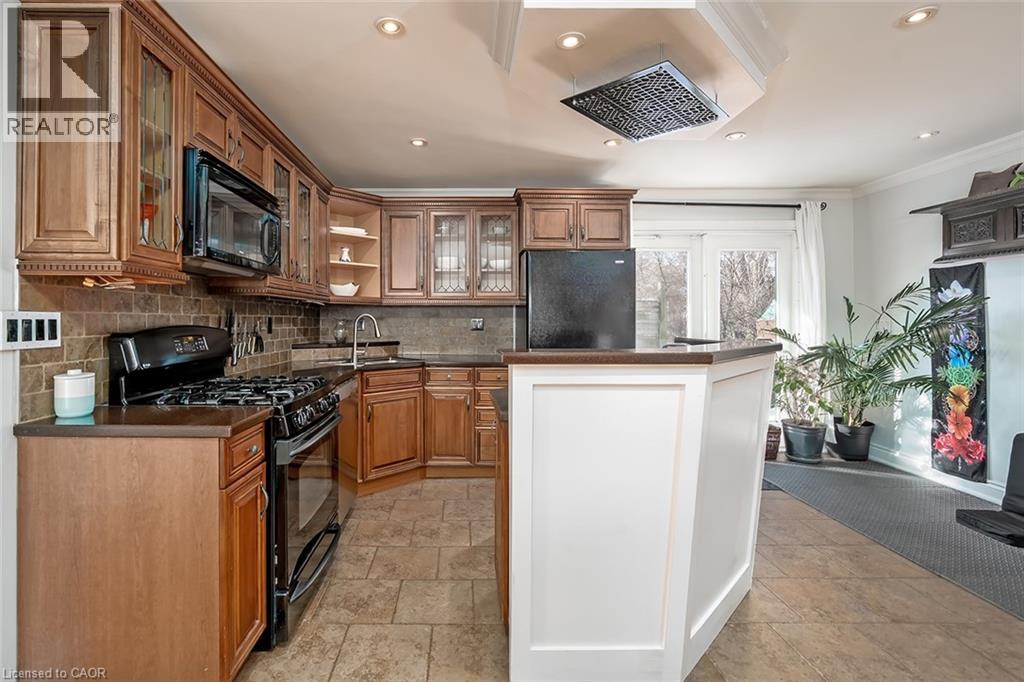 1175 Pinegrove Road, Oakville, Ontario  L6L 2W3 - Photo 18 - 40809297