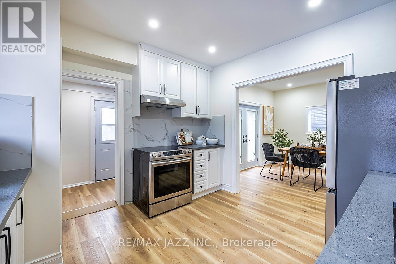 195 Drew Street, Oshawa (Central), Ontario  L1H 5A4 - Photo 14 - E12843878