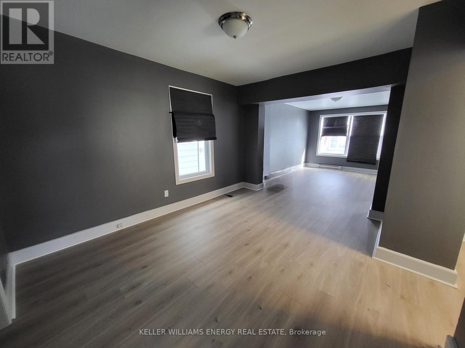 Main - 225 Gibbons Street, Oshawa (Mclaughlin), Ontario  L1J 4Y5 - Photo 3 - E12843912