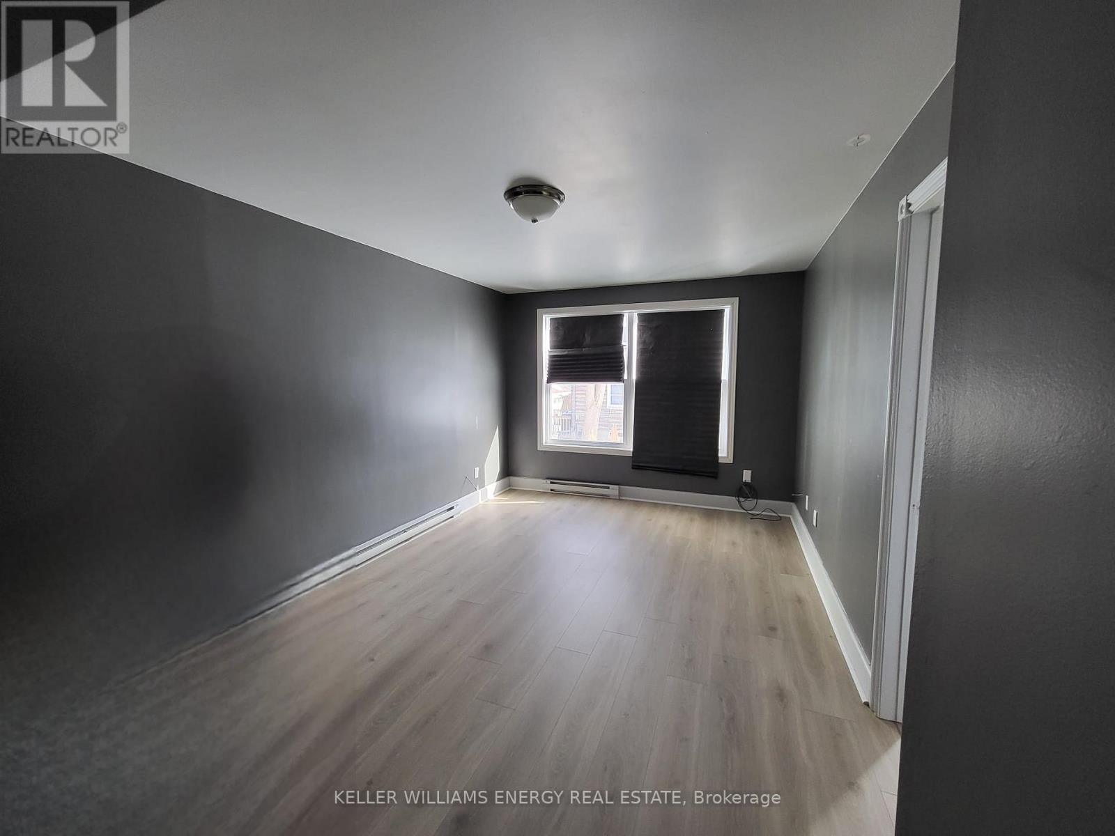 Main - 225 Gibbons Street, Oshawa (Mclaughlin), Ontario  L1J 4Y5 - Photo 8 - E12843912