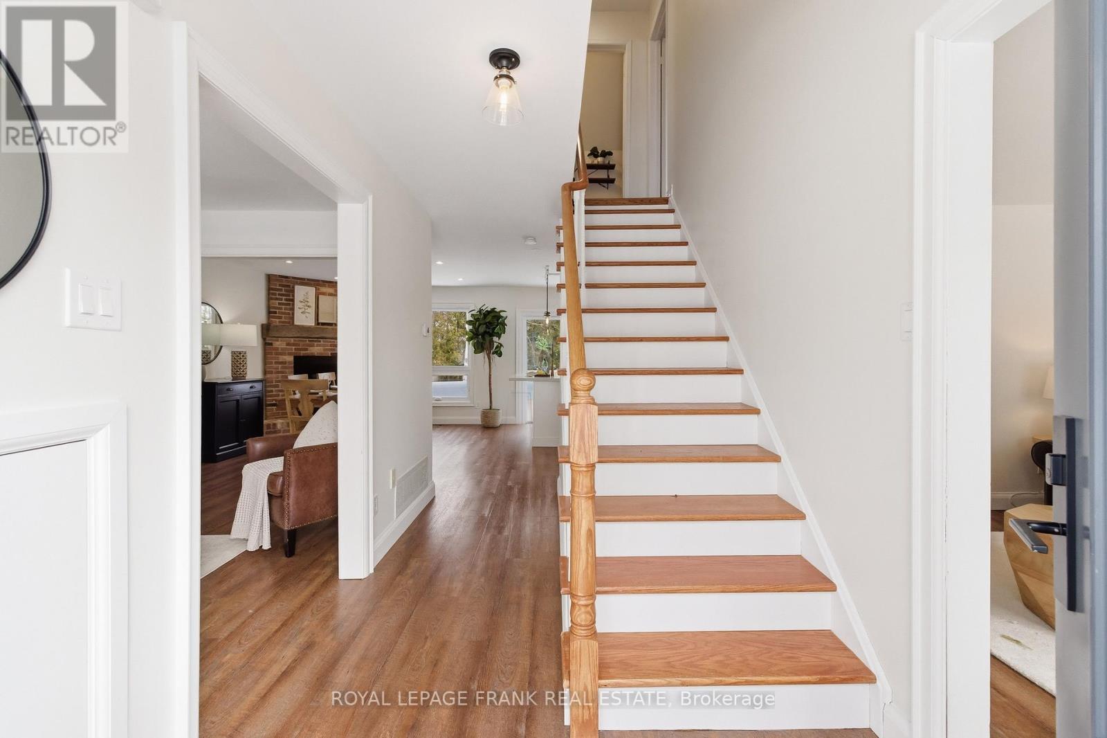 3 Mcguire Crescent, Uxbridge, Ontario  L9P 1G7 - Photo 6 - N12843994