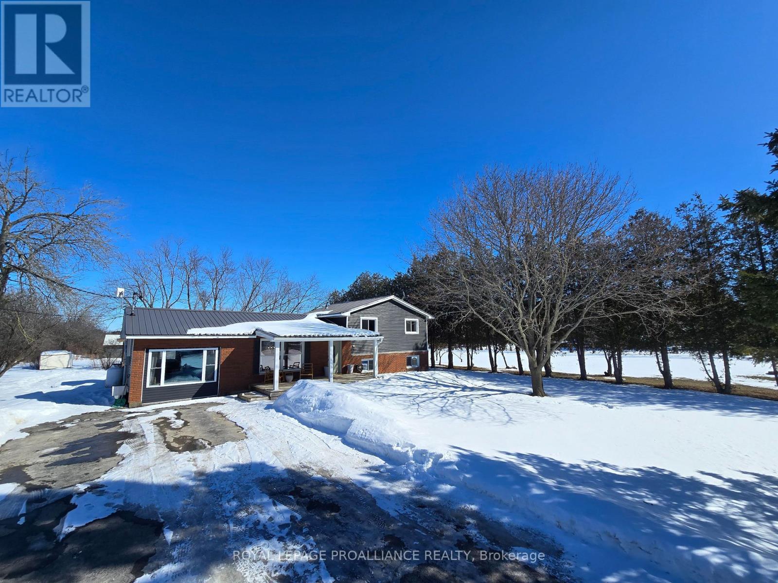 1099 Wilson Road, Prince Edward County (Hallowell Ward), Ontario  K0K 2J0 - Photo 2 - X12841012
