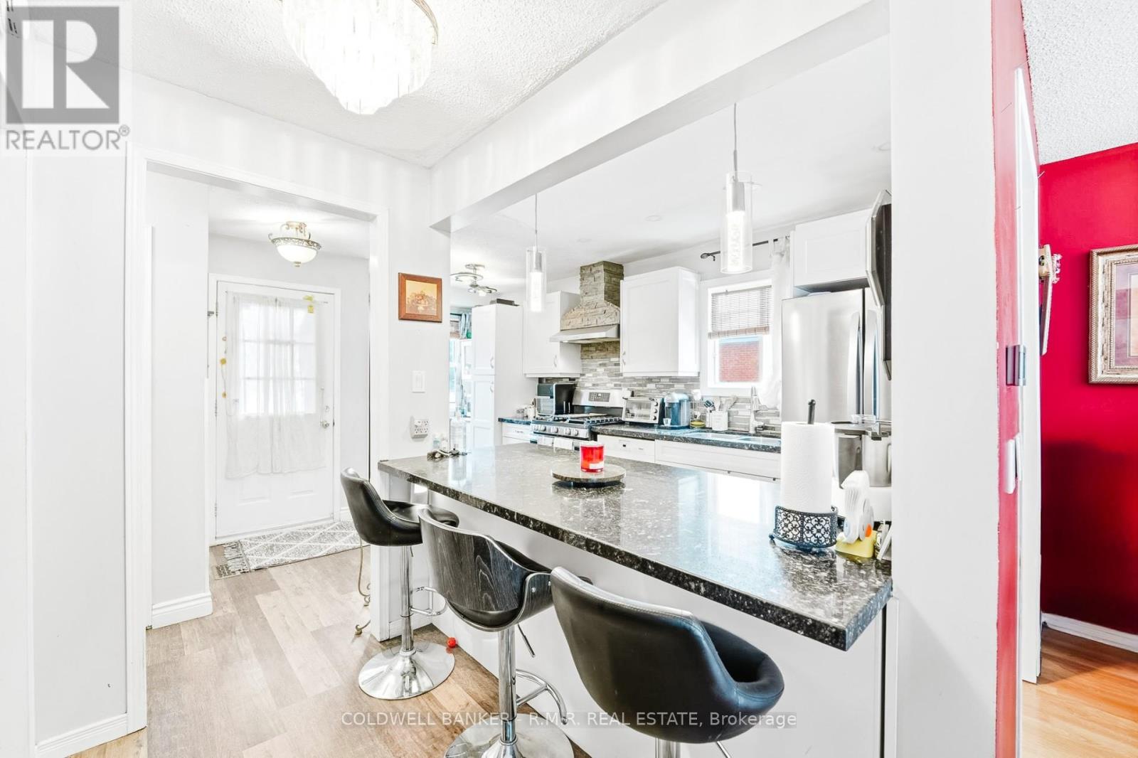 169 Sutherland Crescent, Cobourg, Ontario  K9A 5L2 - Photo 5 - X12843950