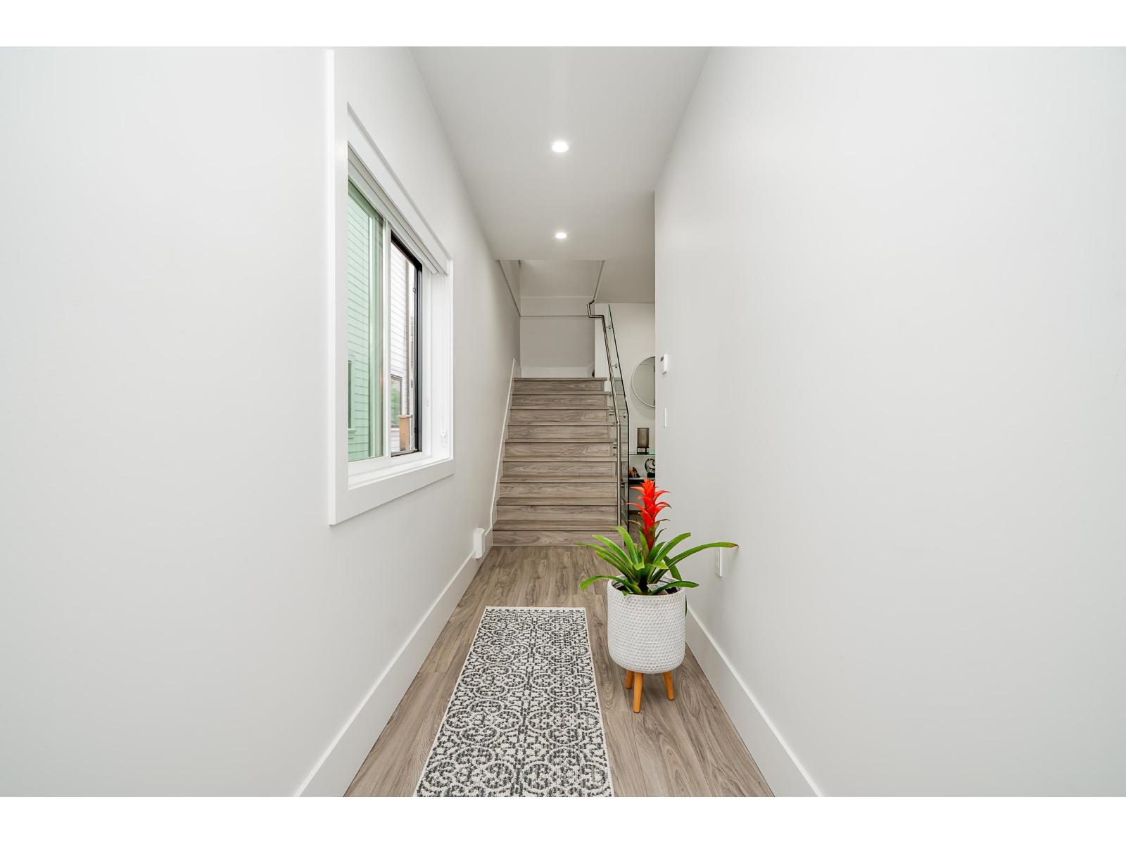 11120 84 Avenue, Delta, British Columbia  V4C 2L7 - Photo 3 - R3094854