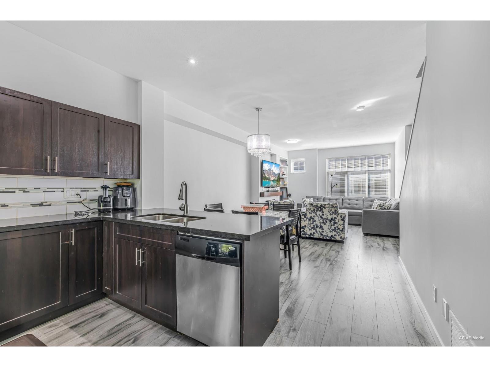 65 14356 63a Avenue, Surrey, British Columbia  V3X 1A2 - Photo 7 - R3095143