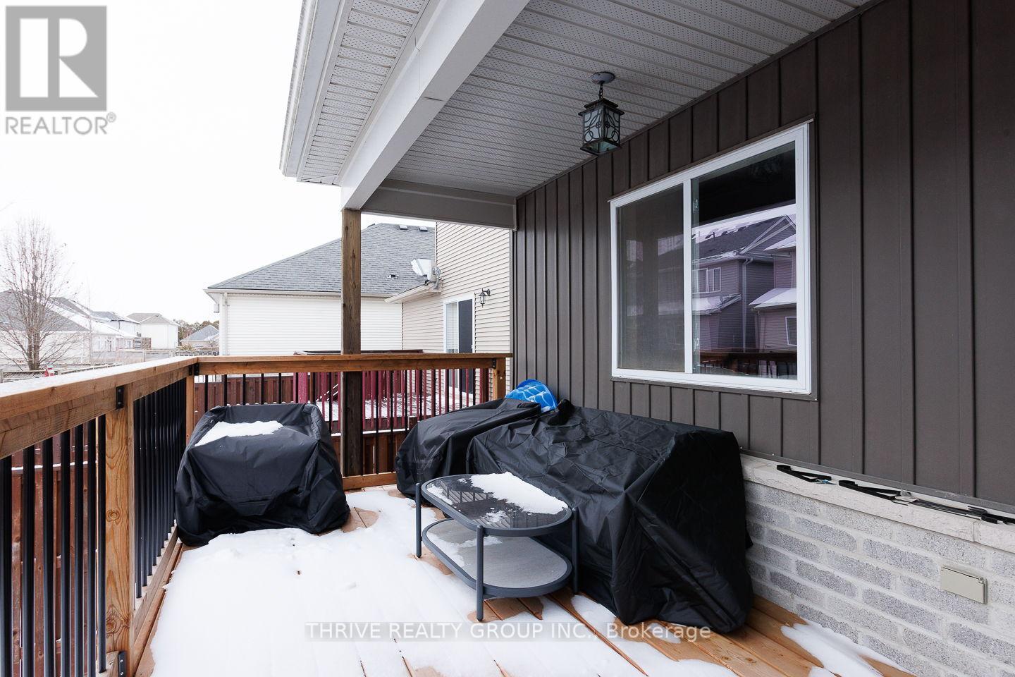 33 Abbott Street, Strathroy-Caradoc, Ontario  N7G 0B6 - Photo 30 - X12843680