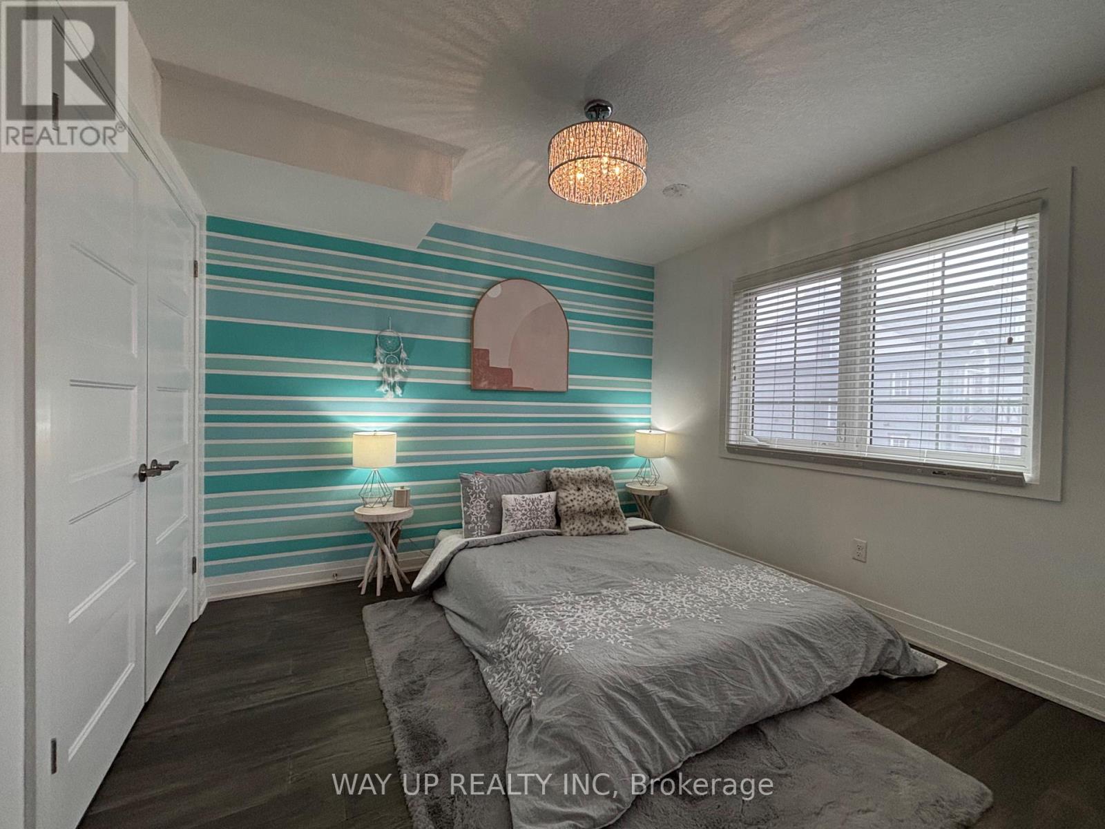 299 Callaway Road, London North, Ontario  N6G 0N8 - Photo 8 - X12843694