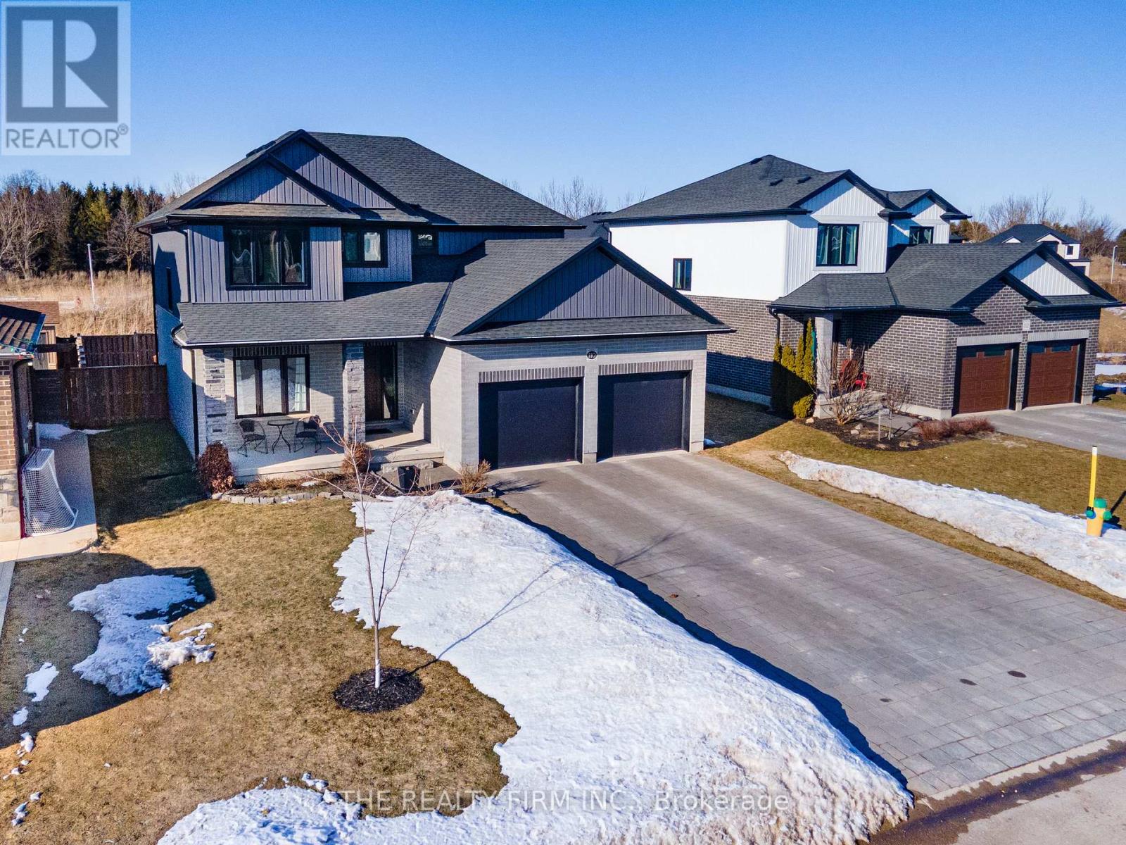 110 Stuart Avenue, Lucan Biddulph (Lucan), Ontario  N0M 2J0 - Photo 2 - X12843782