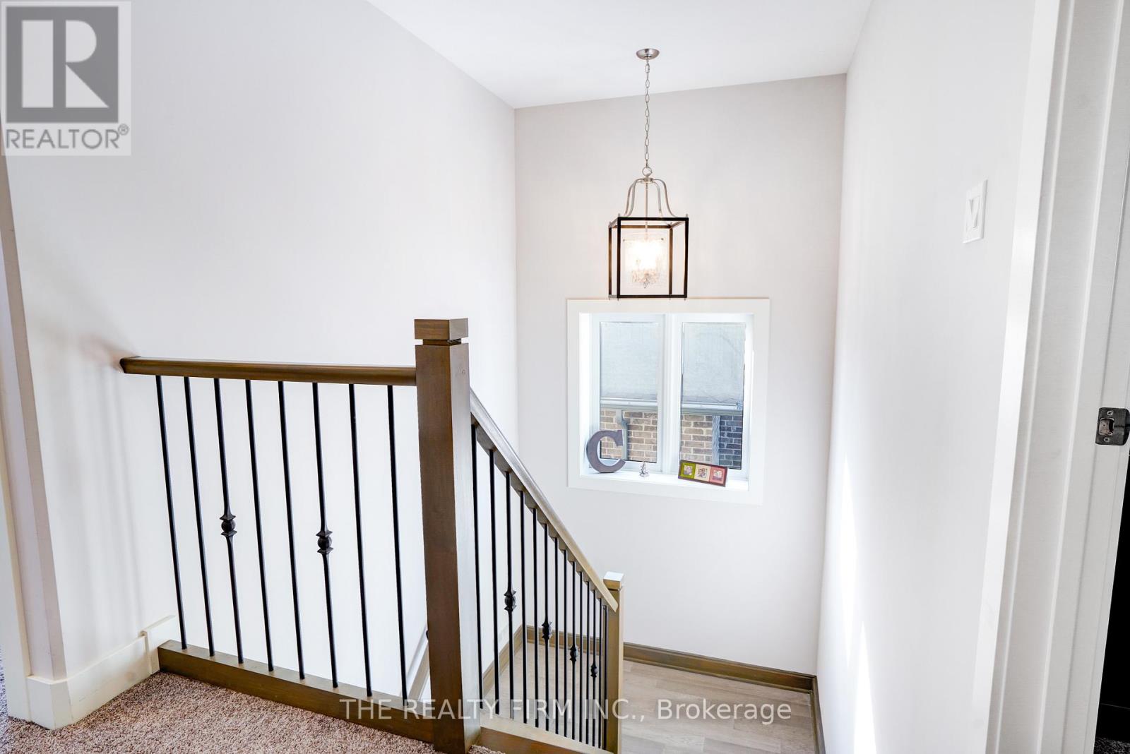 110 Stuart Avenue, Lucan Biddulph (Lucan), Ontario  N0M 2J0 - Photo 20 - X12843782