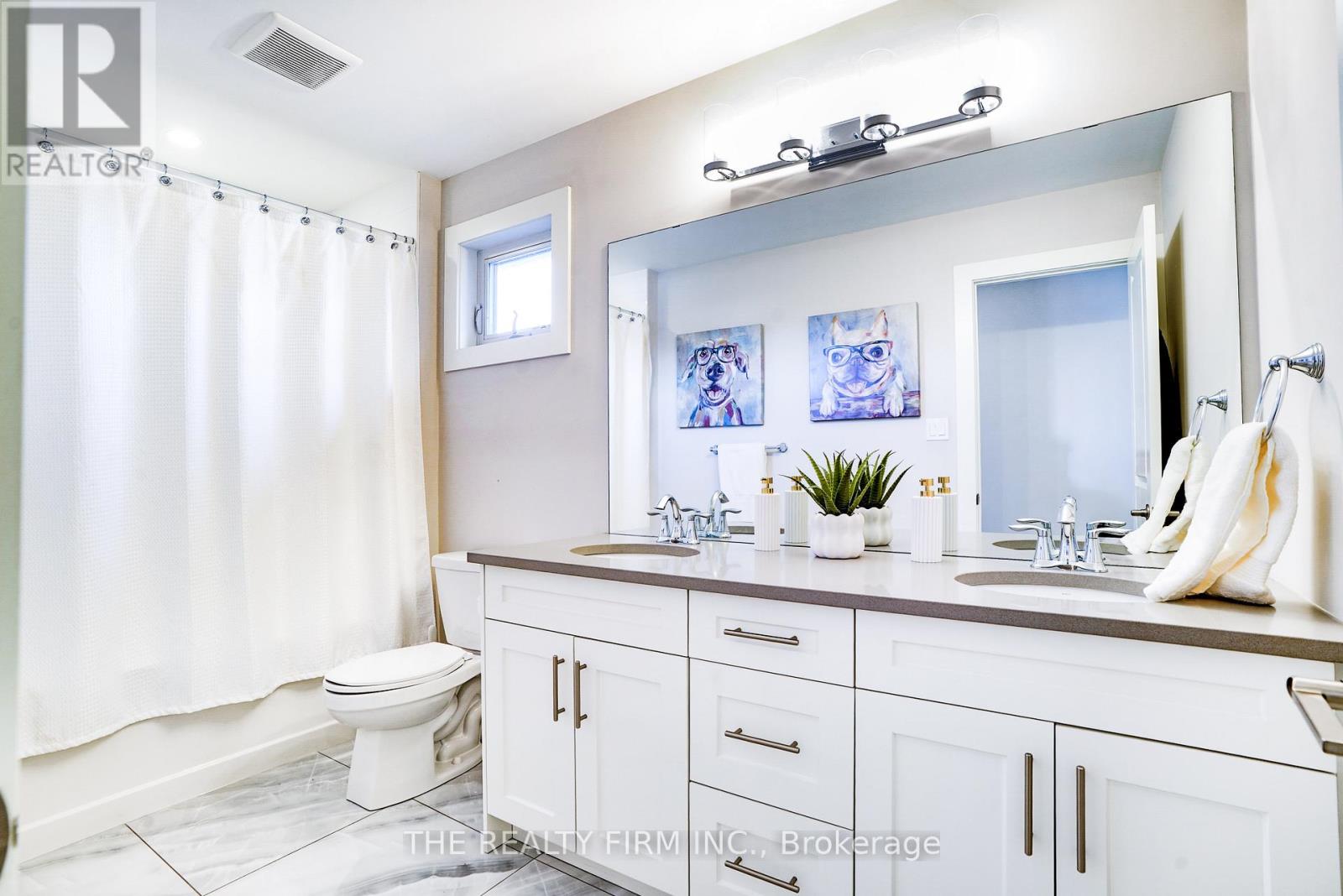 110 Stuart Avenue, Lucan Biddulph (Lucan), Ontario  N0M 2J0 - Photo 27 - X12843782