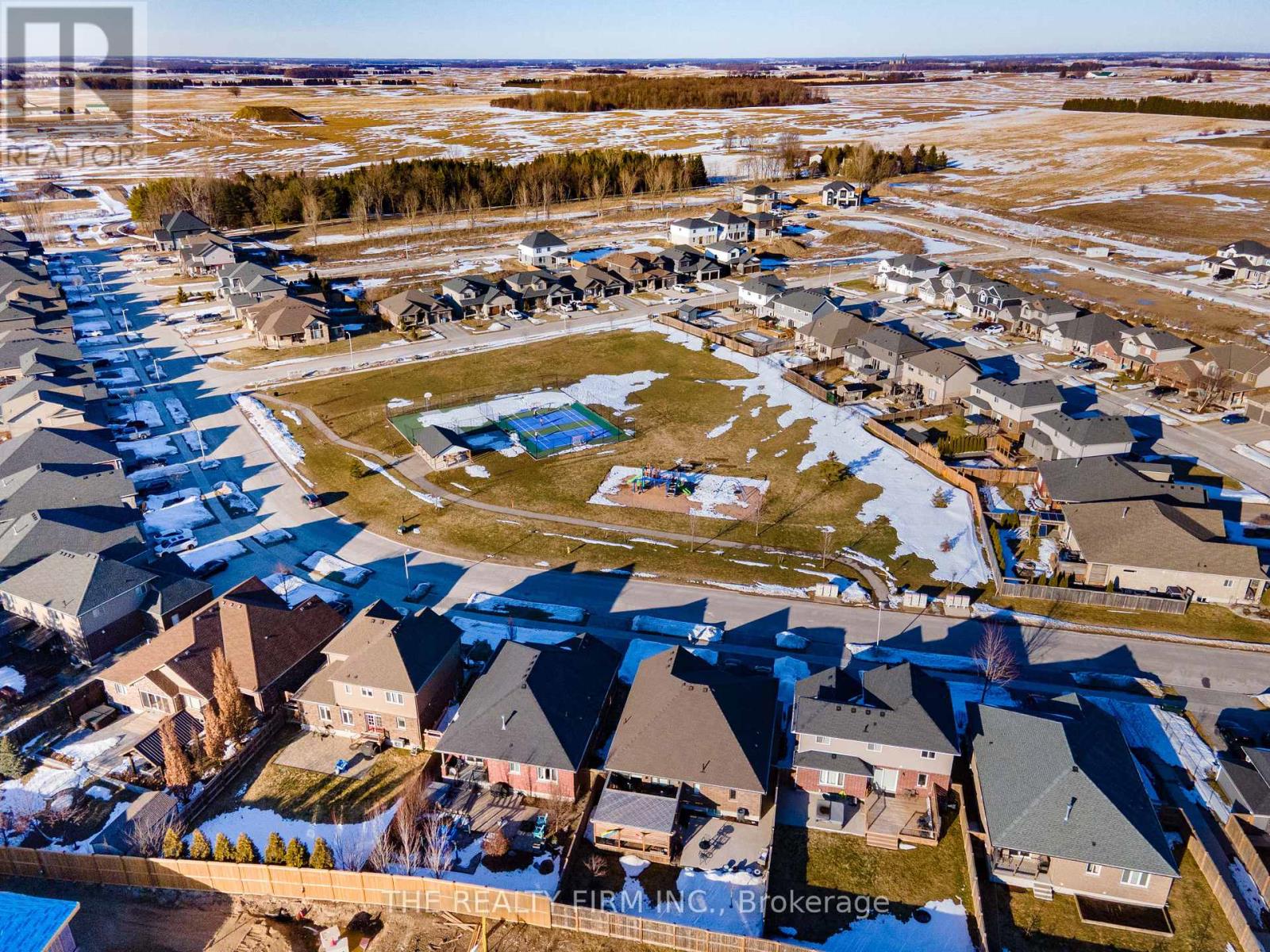 110 Stuart Avenue, Lucan Biddulph (Lucan), Ontario  N0M 2J0 - Photo 29 - X12843782