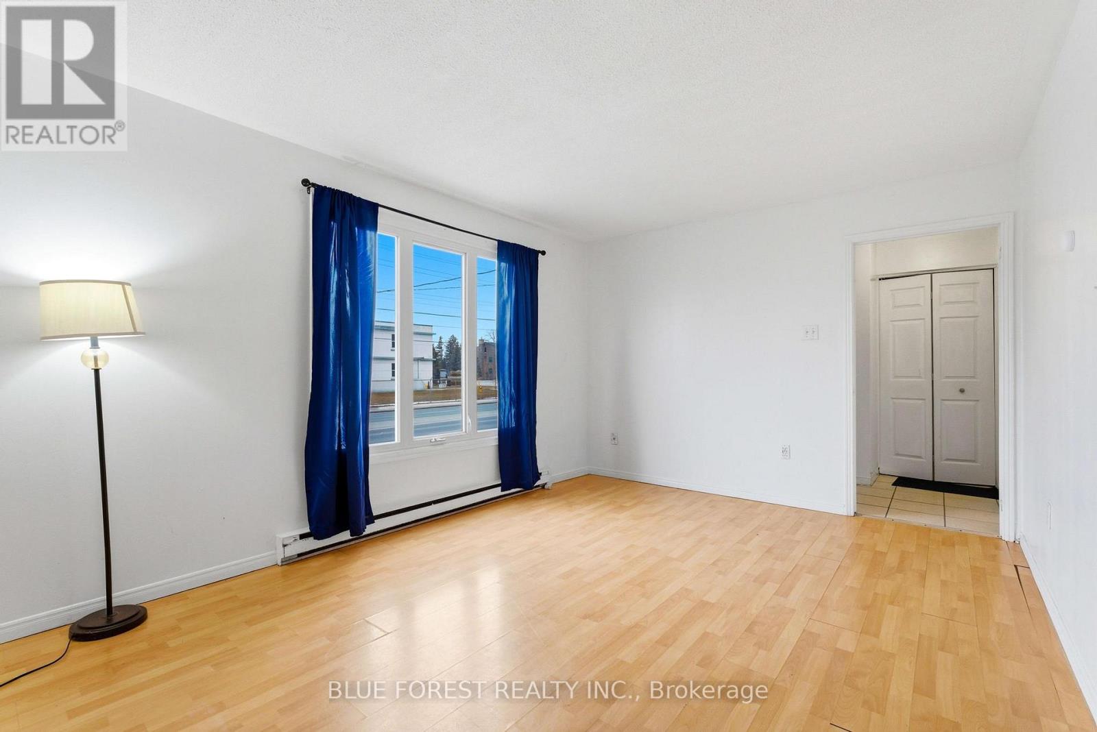 708 Oxford Street E, London East, Ontario  N5Y 3J6 - Photo 11 - X12843922