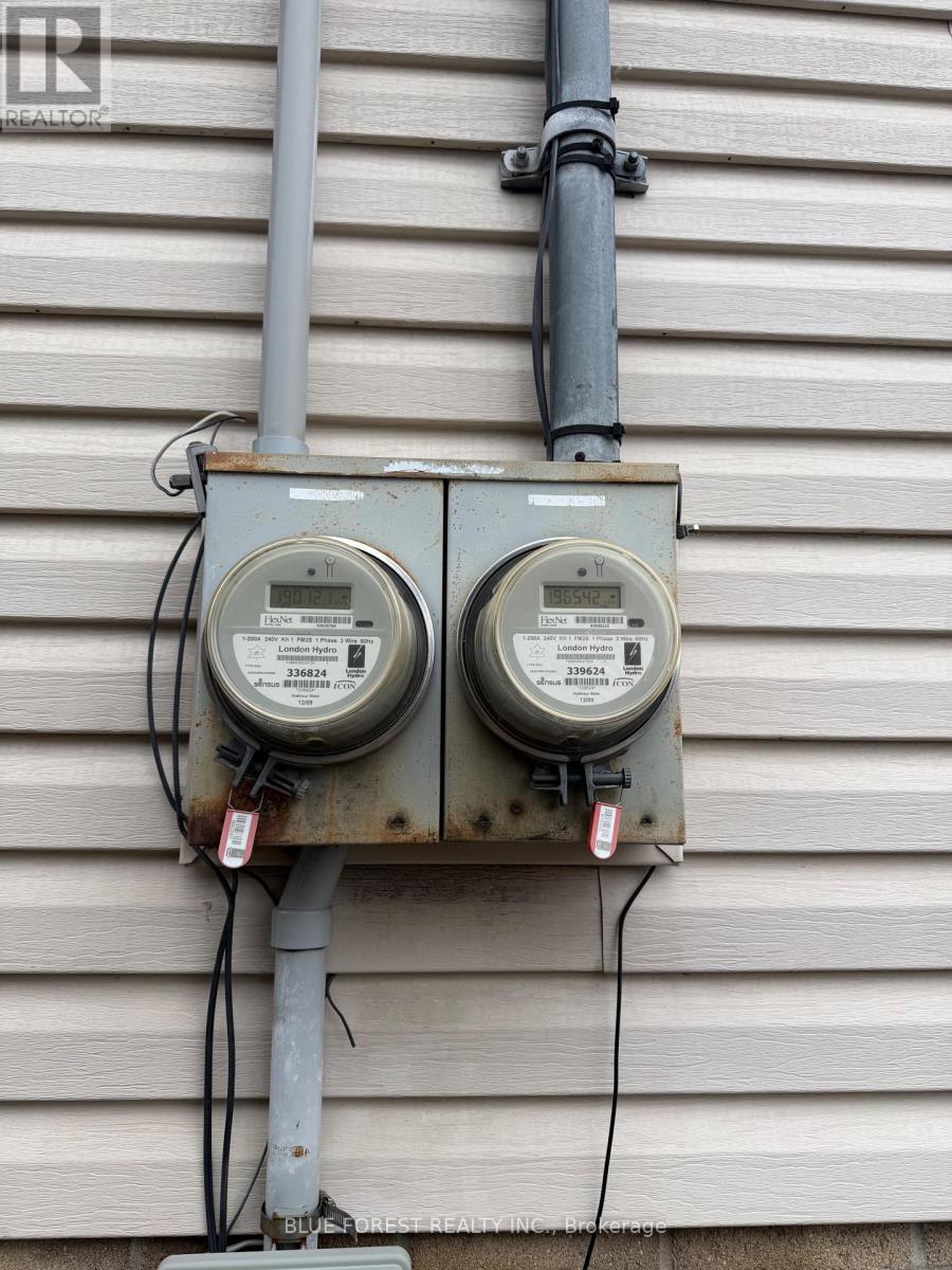 Photo 47 of 49 for 708 Oxford Street E